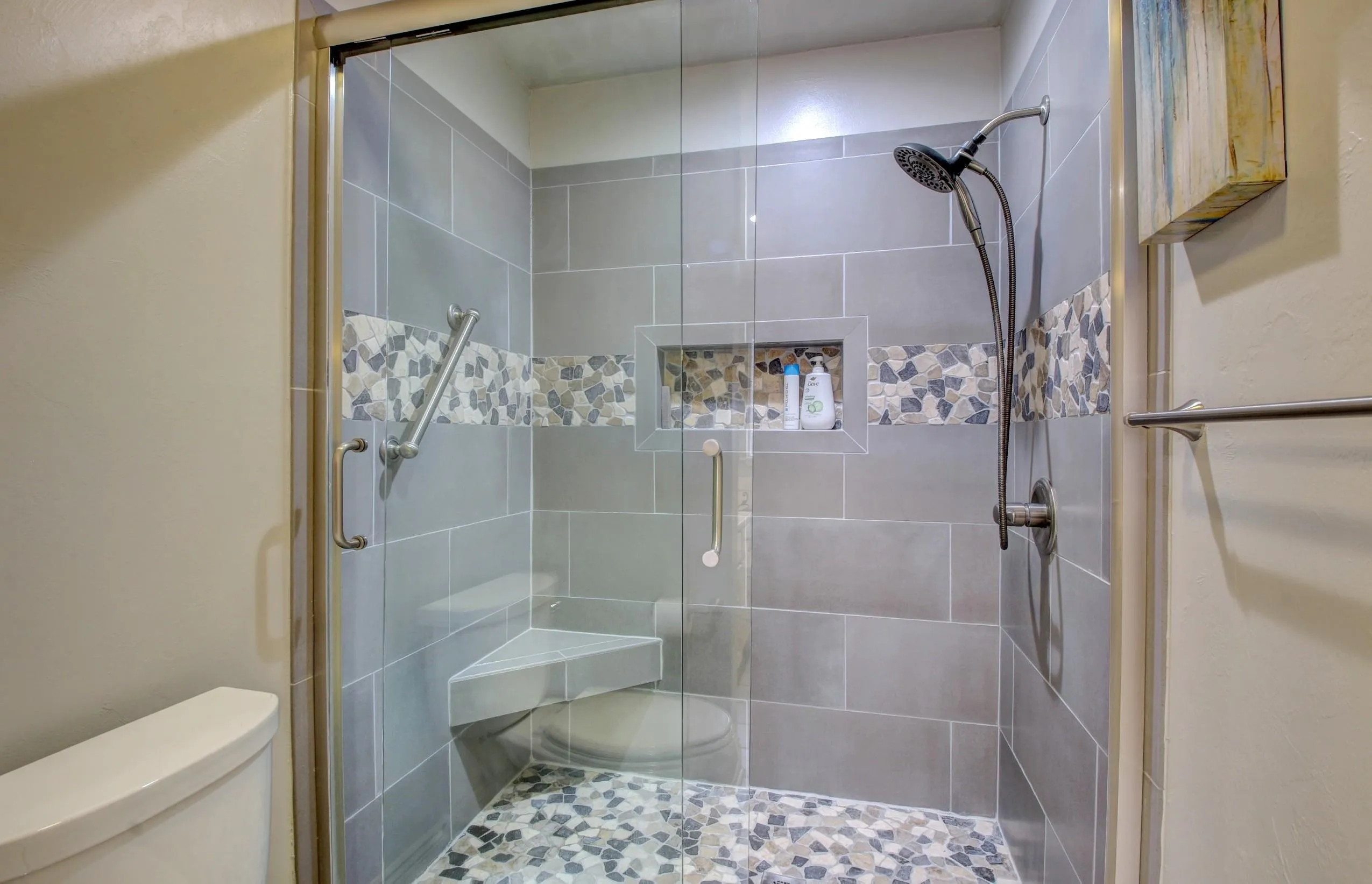 Property at 32  Hillsboro drive - Image 30