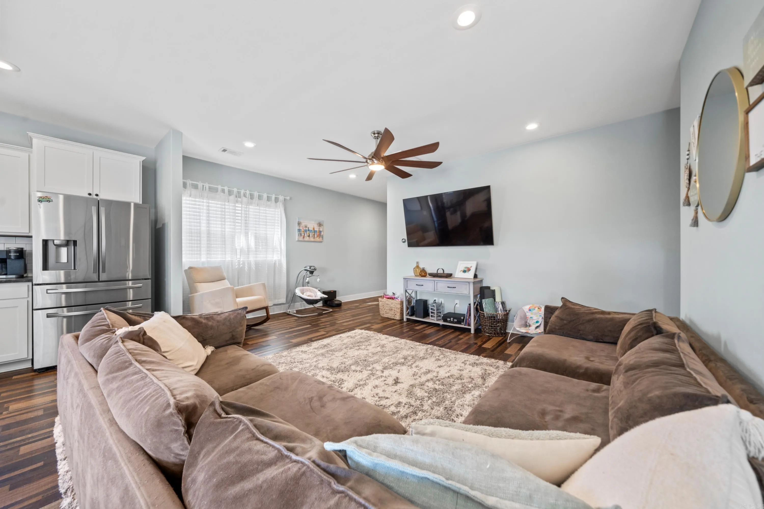 Property at 188  Clearwater - Image 8