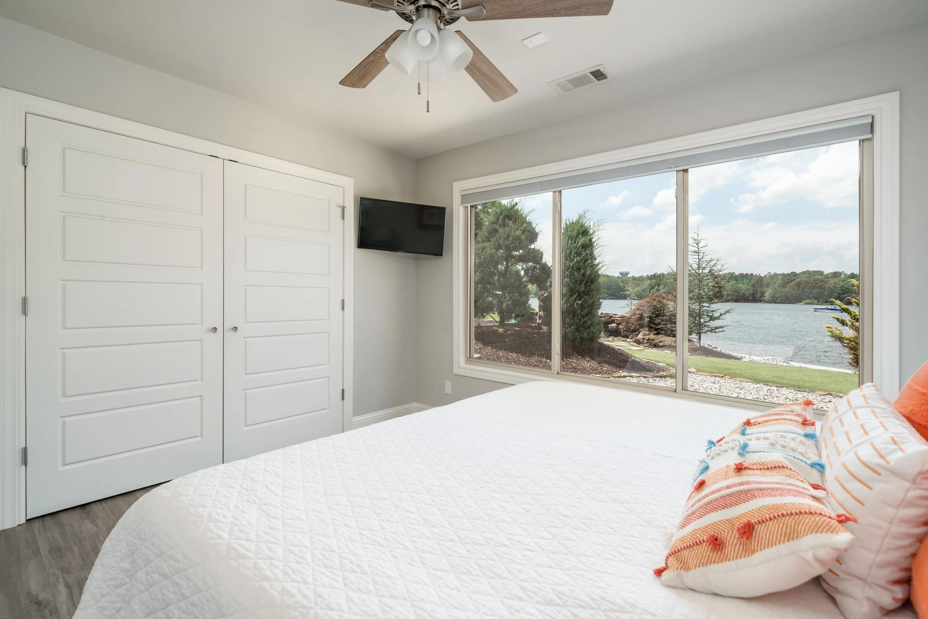 Property at 524  Bayshore - Image 33