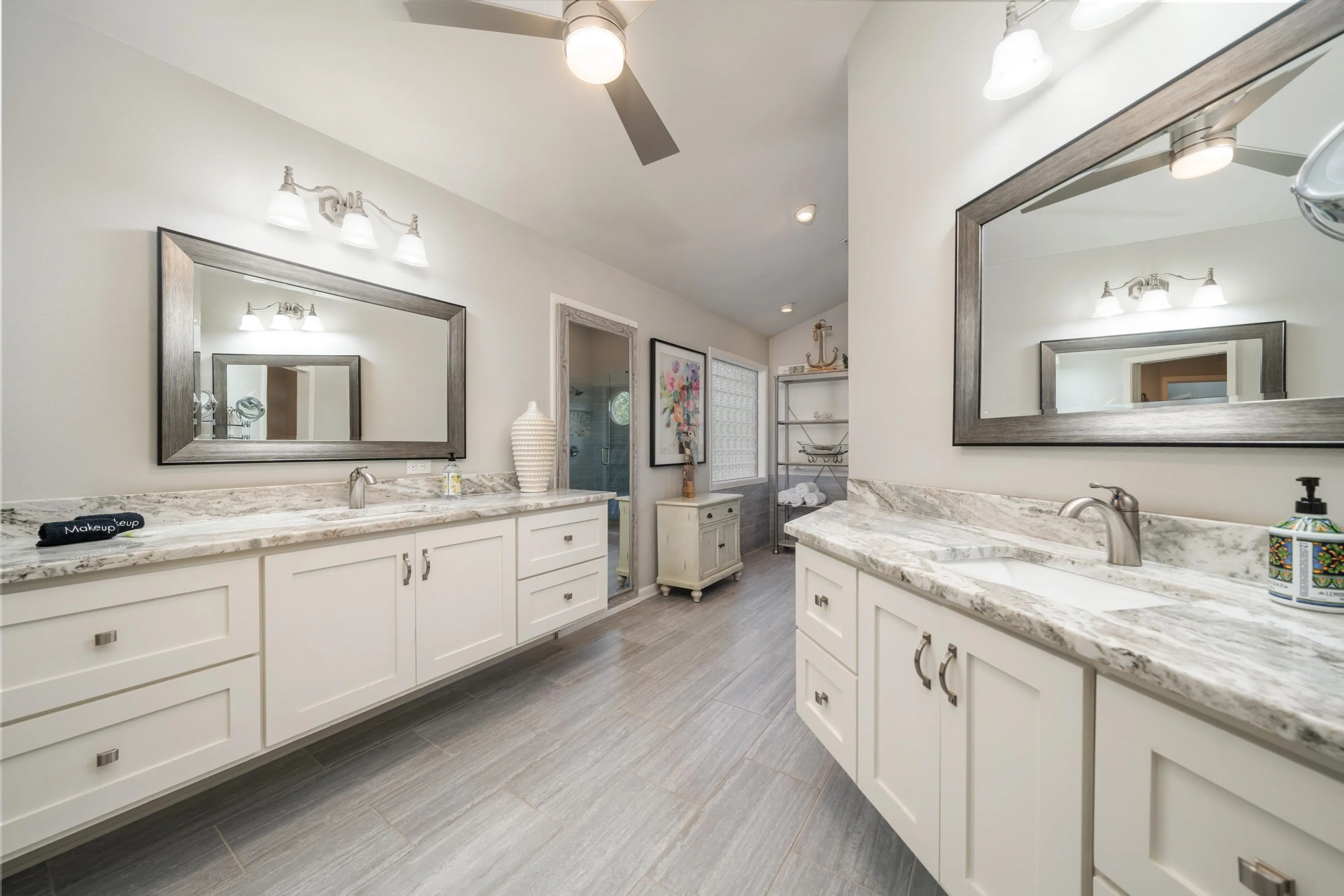 Property at 524  Bayshore - Image 17