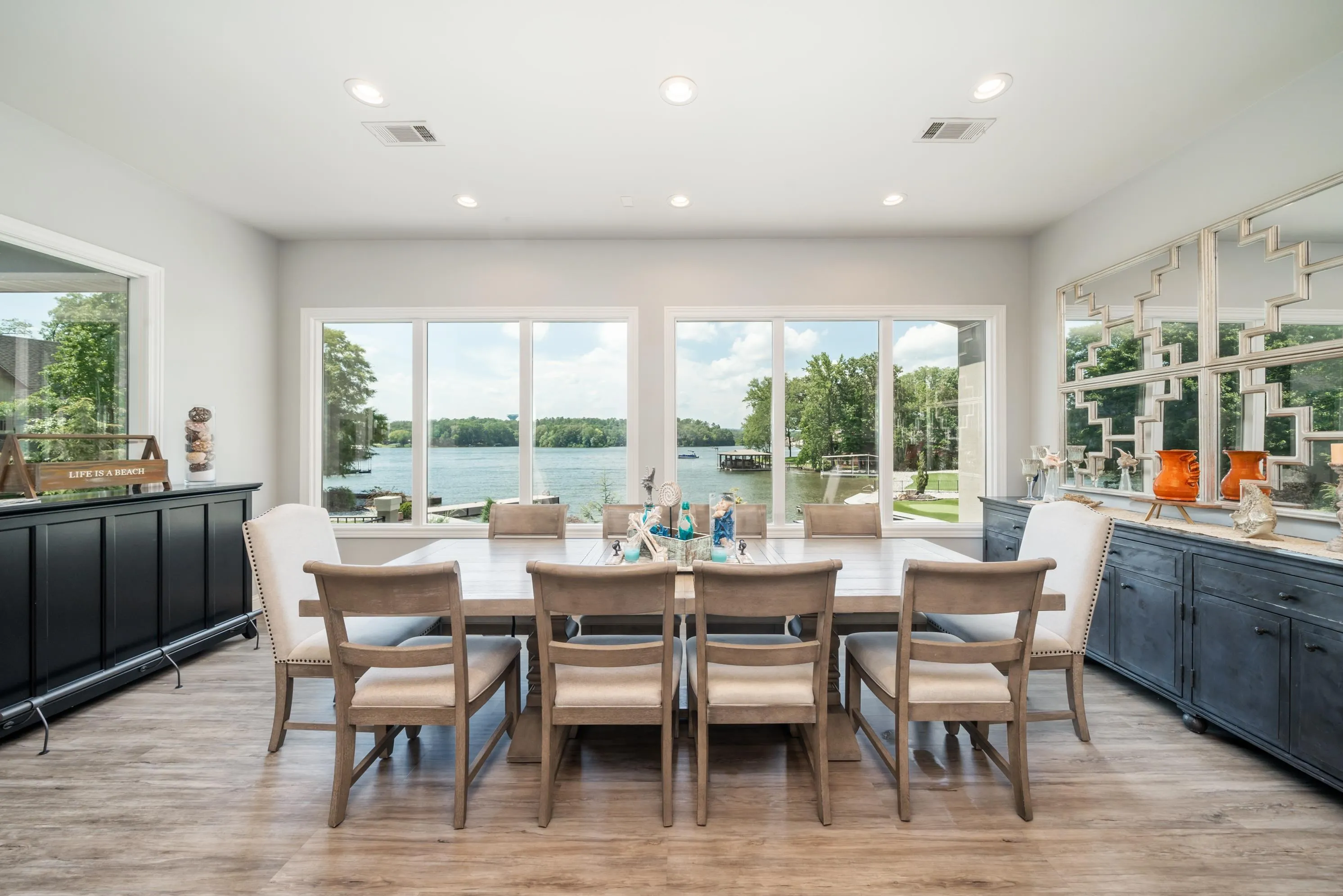 Property at 524  Bayshore - Image 13