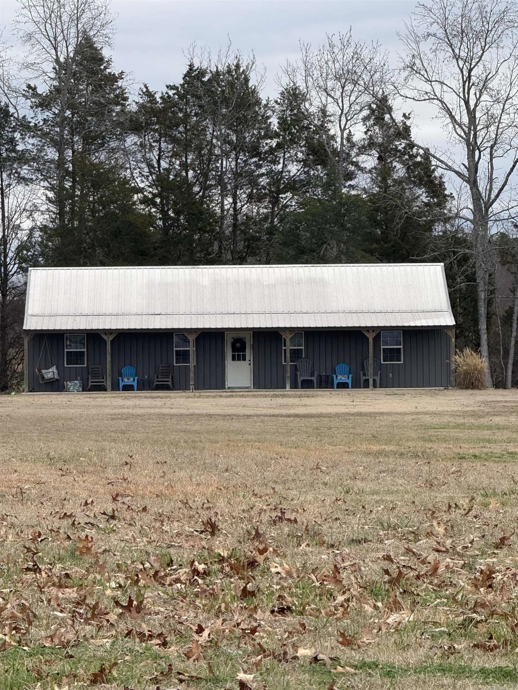 Property at 385  Section line - Image 2