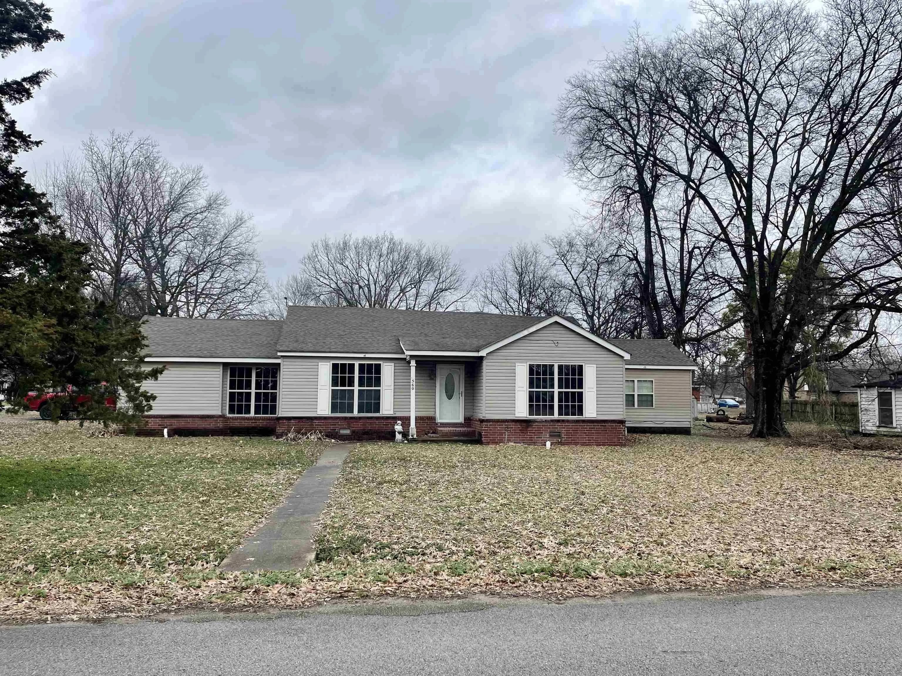 Property at 560  Bill hudgens - Image 1