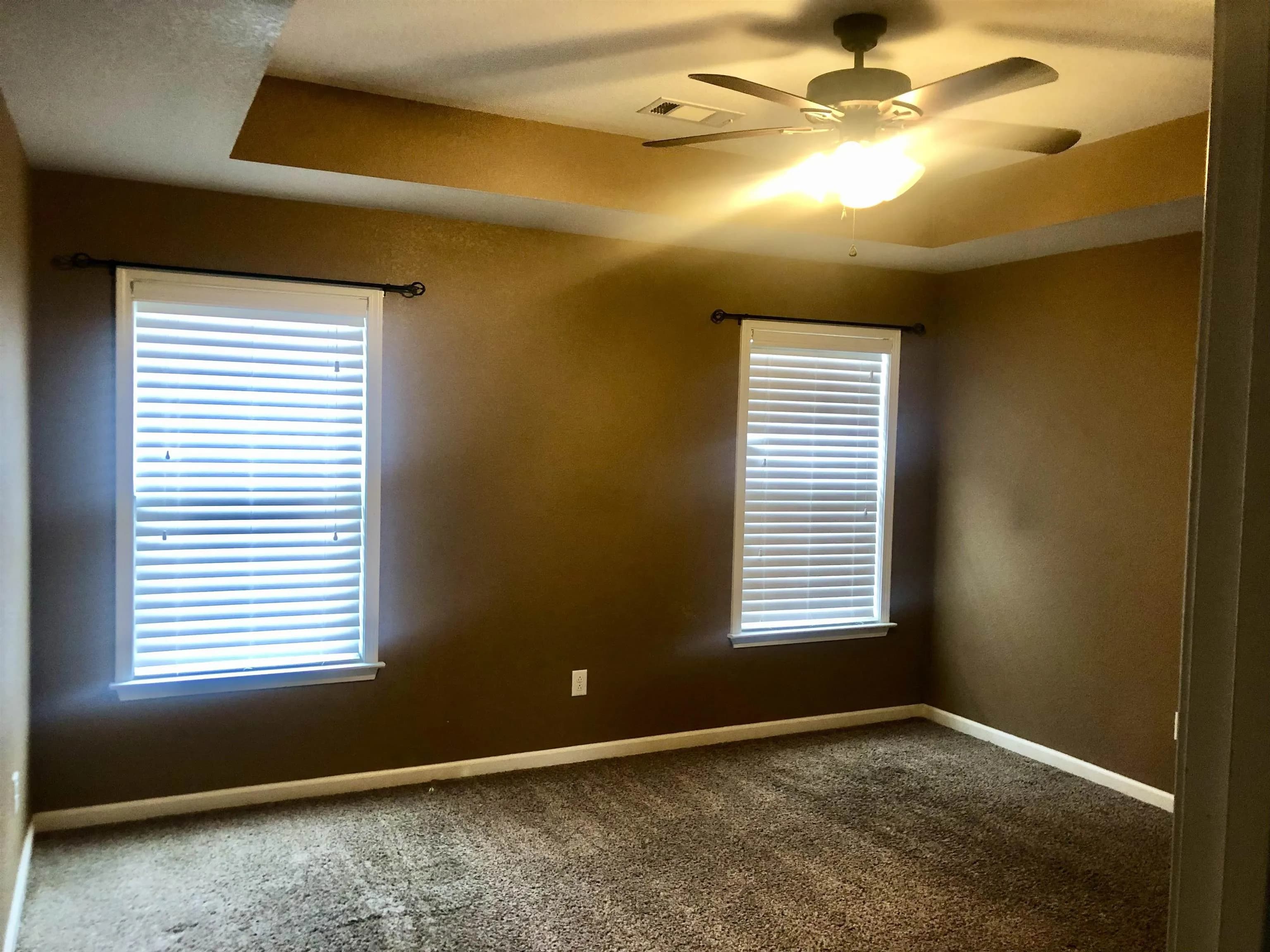 Property at 512  Samuel loyce - Image 6