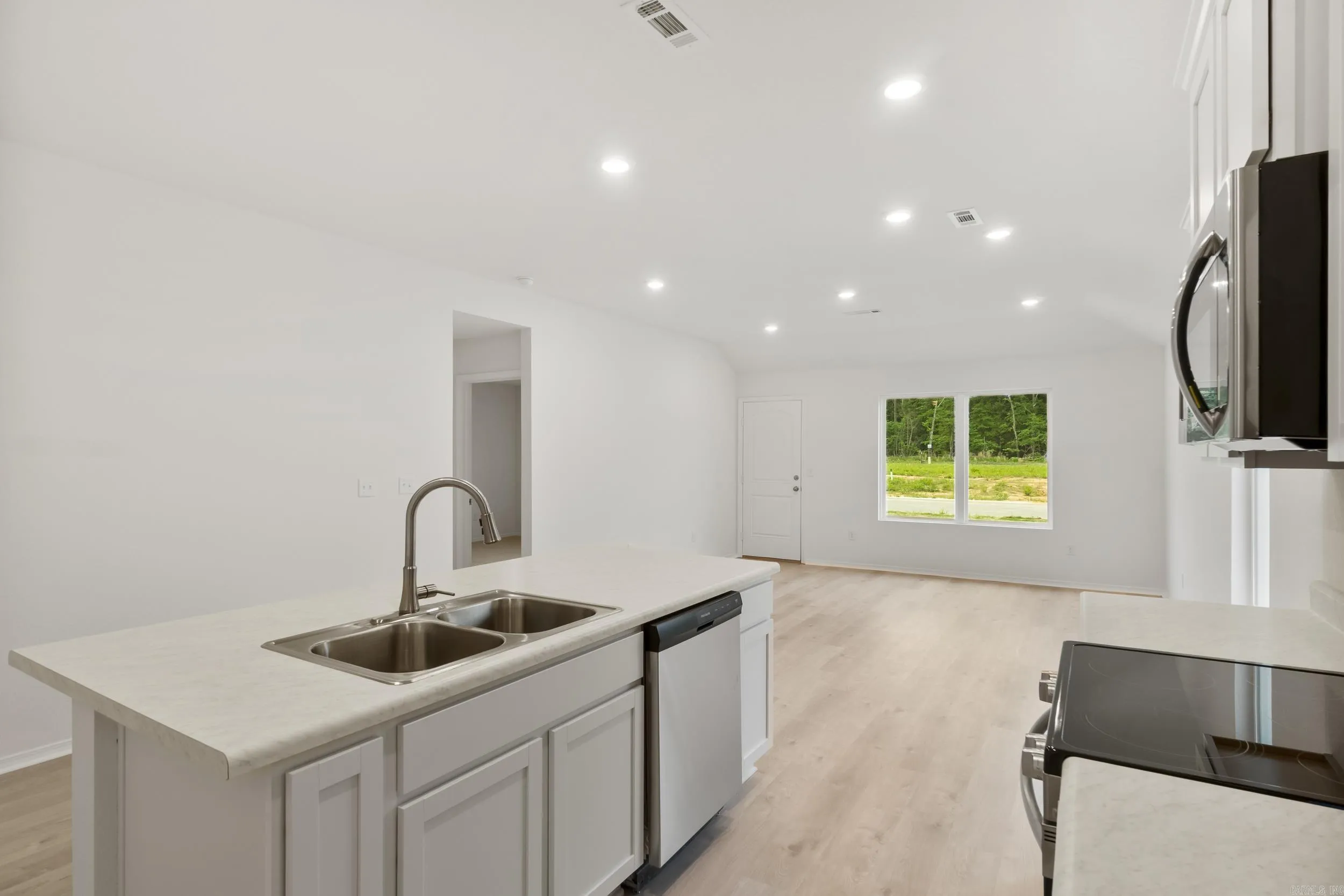 Property at 10212  Marilyn  Lot 163 Block 0 - Image 11