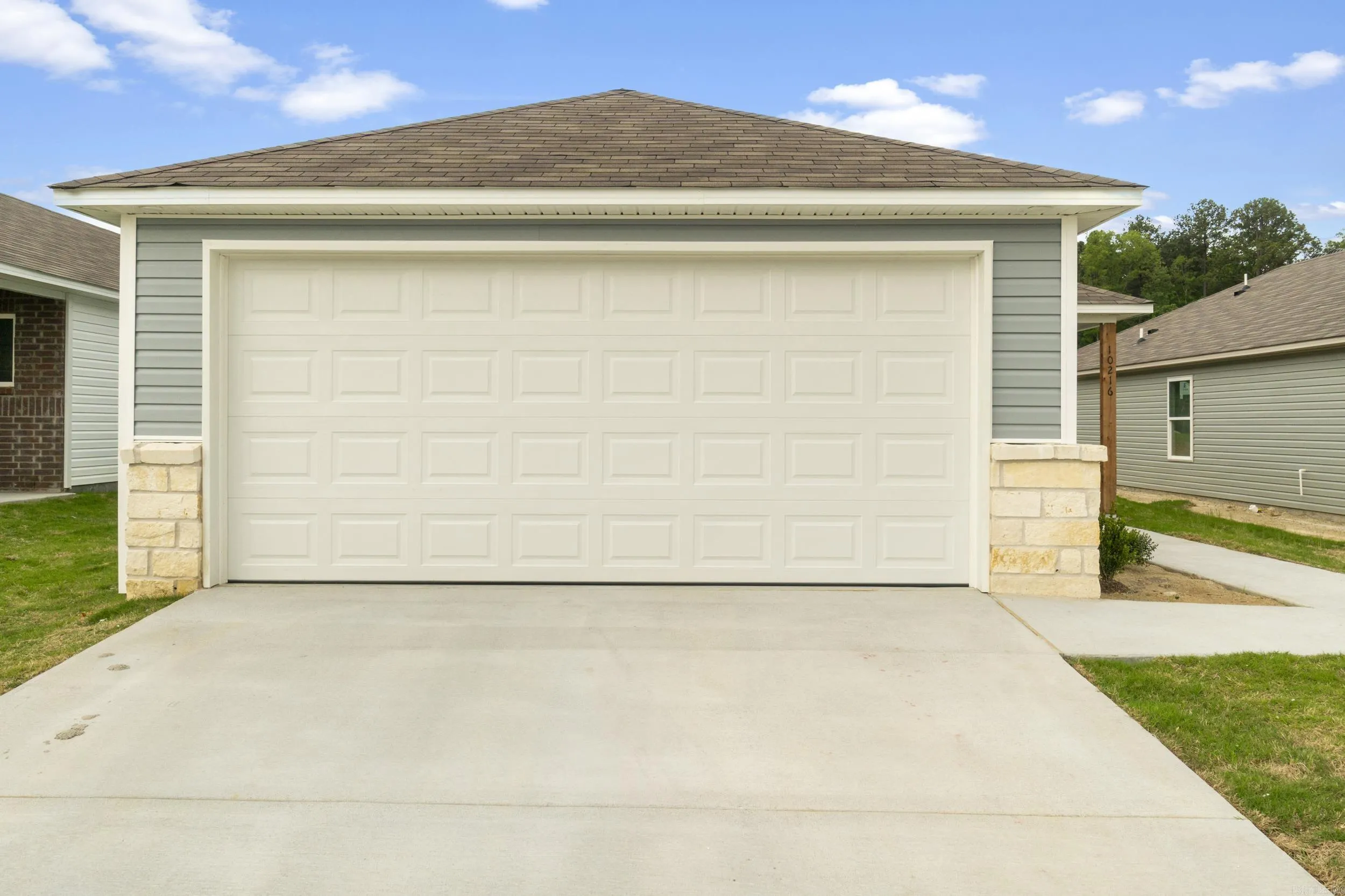 Property at 10216  Marilyn  Lot 164 Block 0 - Image 3