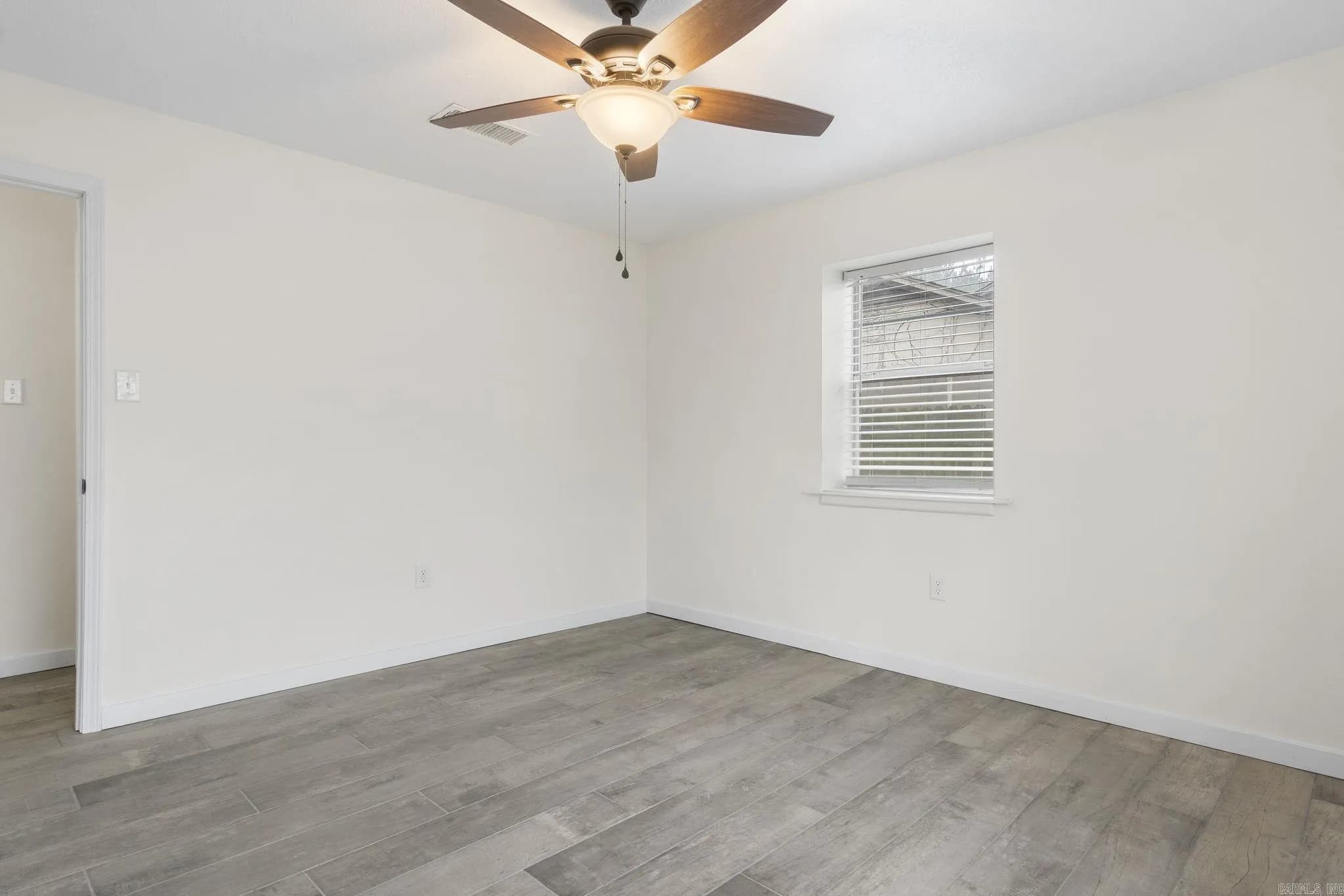 Property at 1926  Matt - Image 31