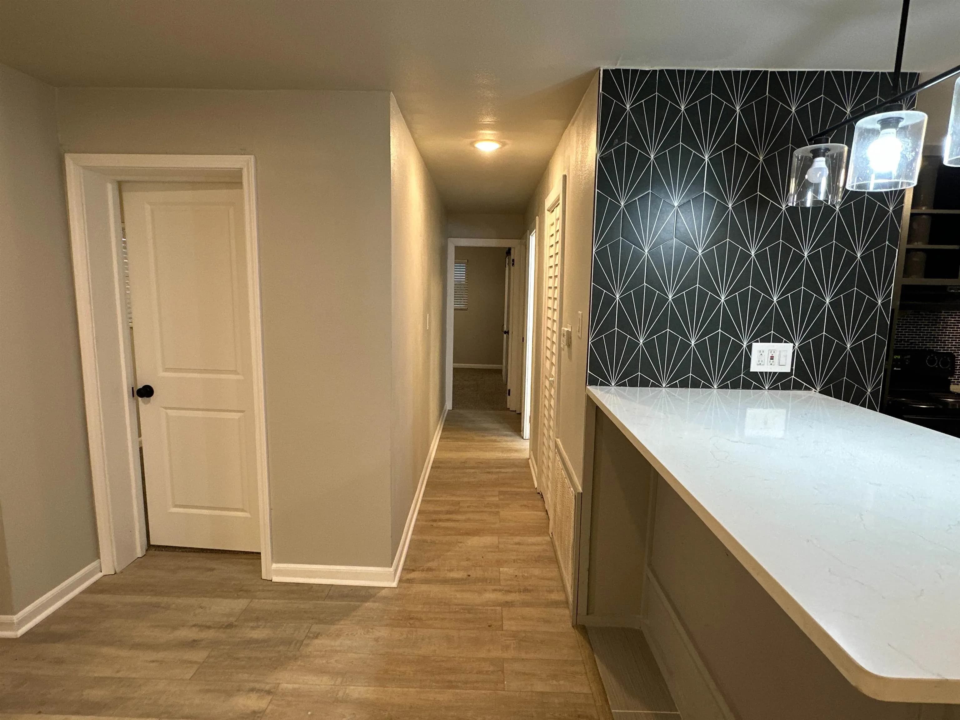 Property at 1119  Edgehill - Image 20
