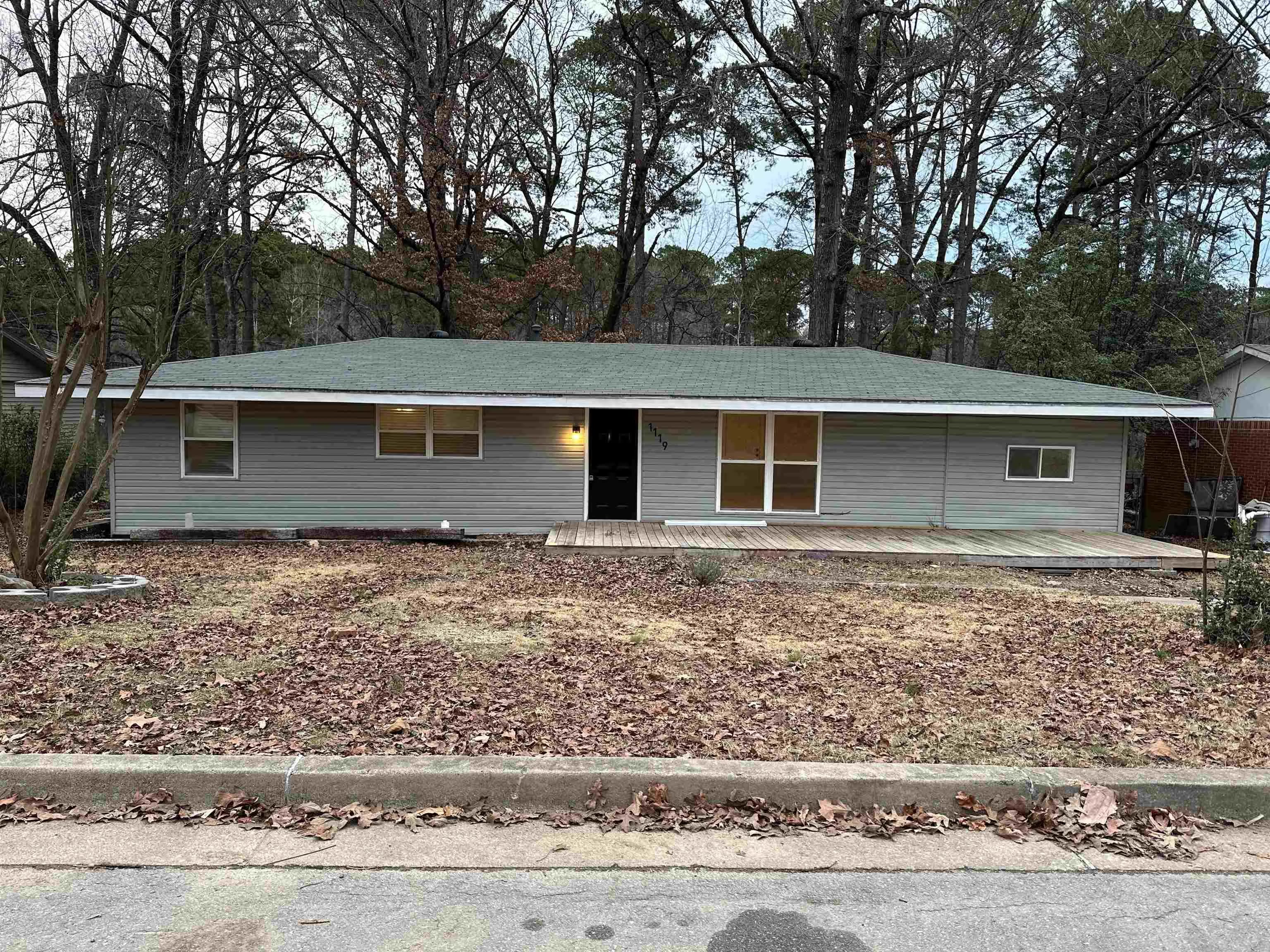 Property at 1119  Edgehill - Image 1