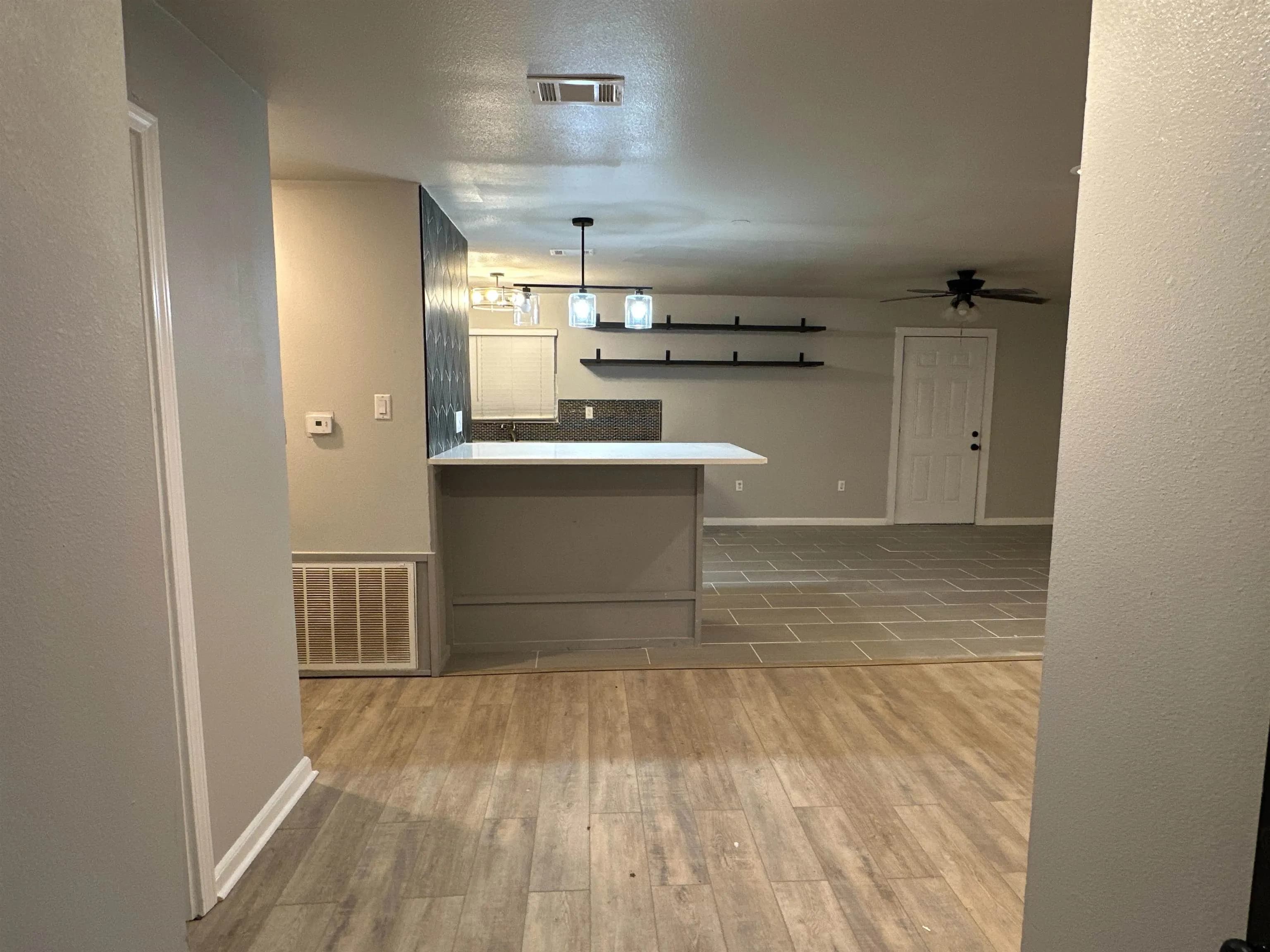 Property at 1119  Edgehill - Image 7