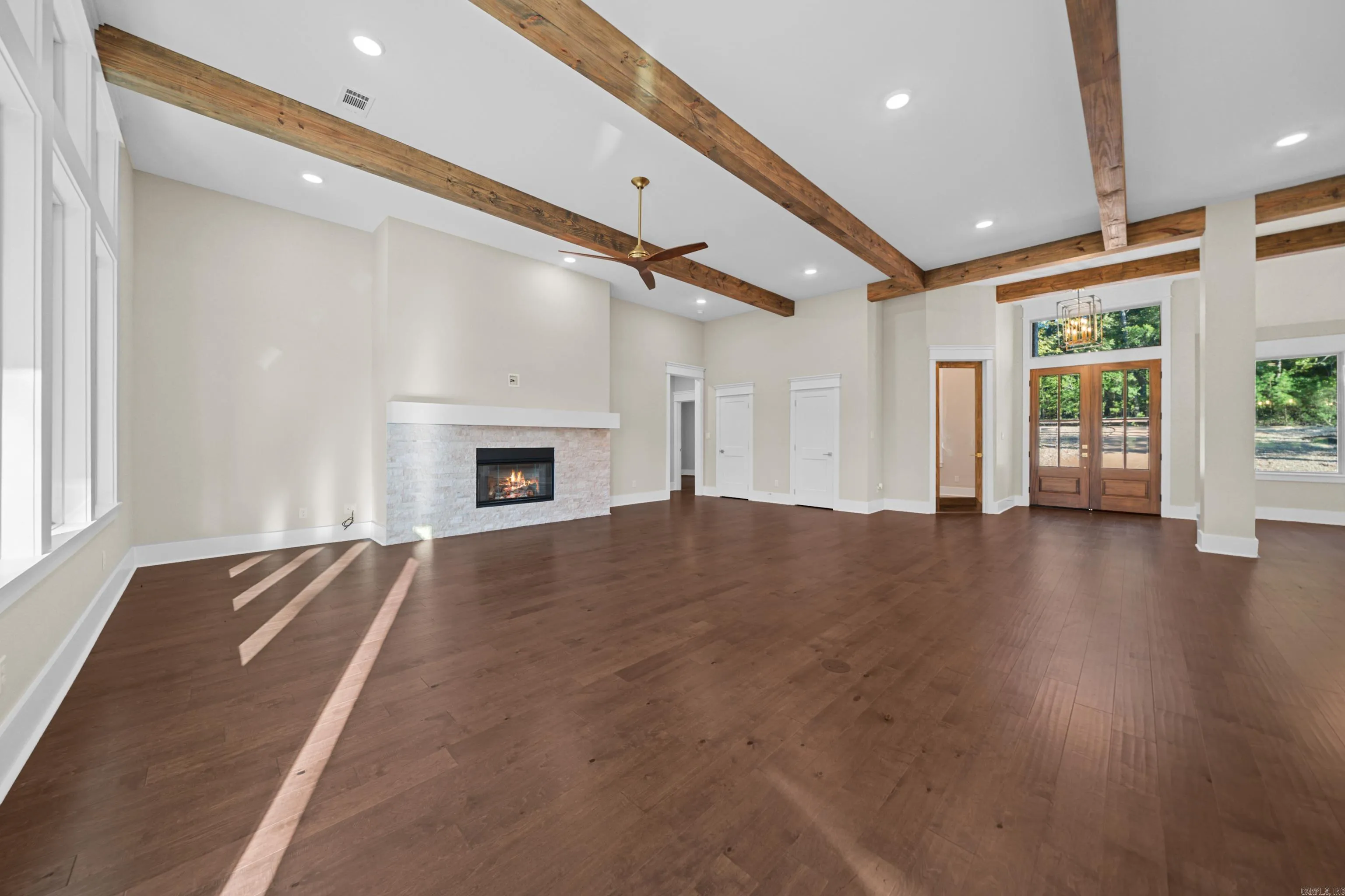 Property at 15  Loyola - Image 9