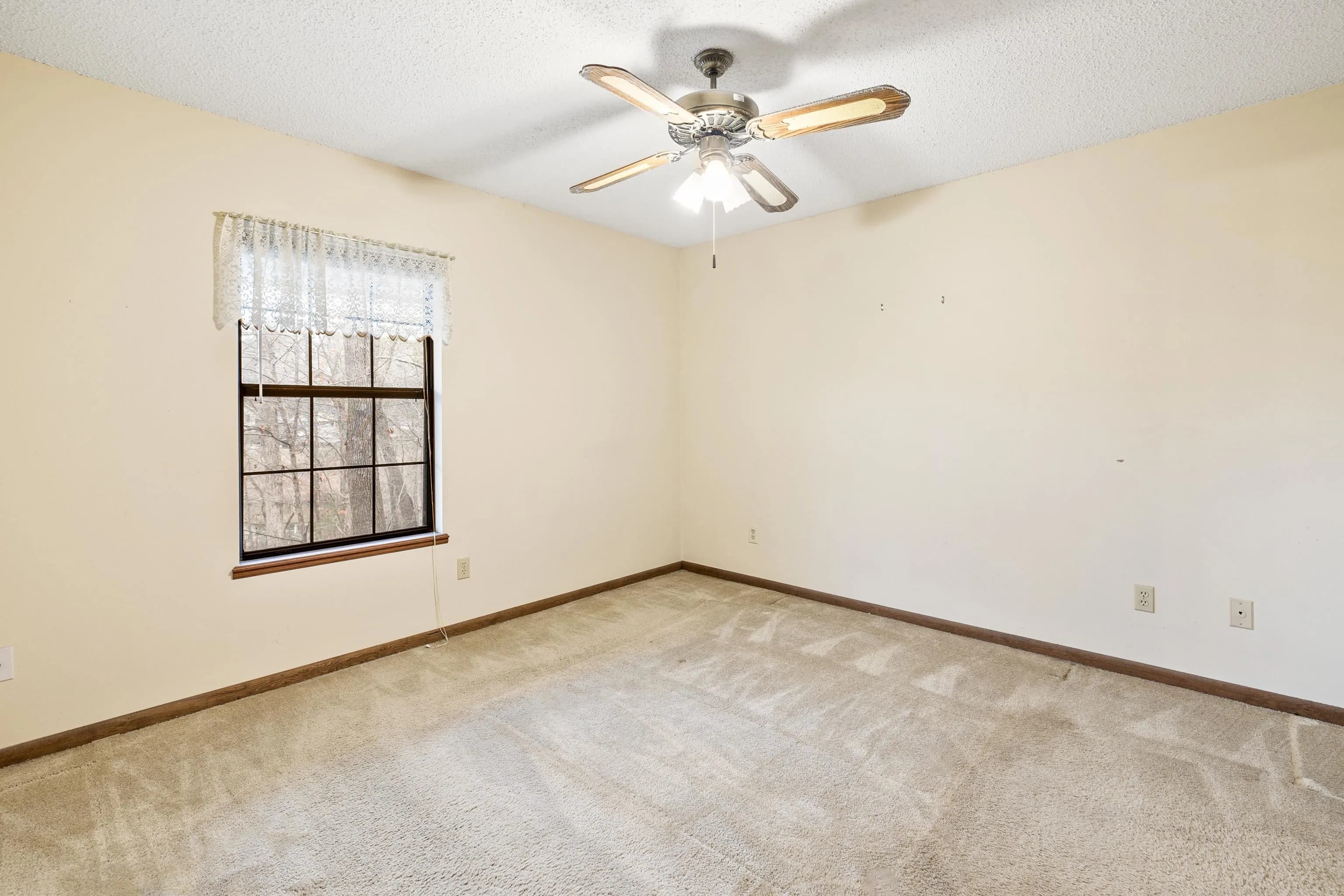 Property at 5636  Hwy 298 - Image 25