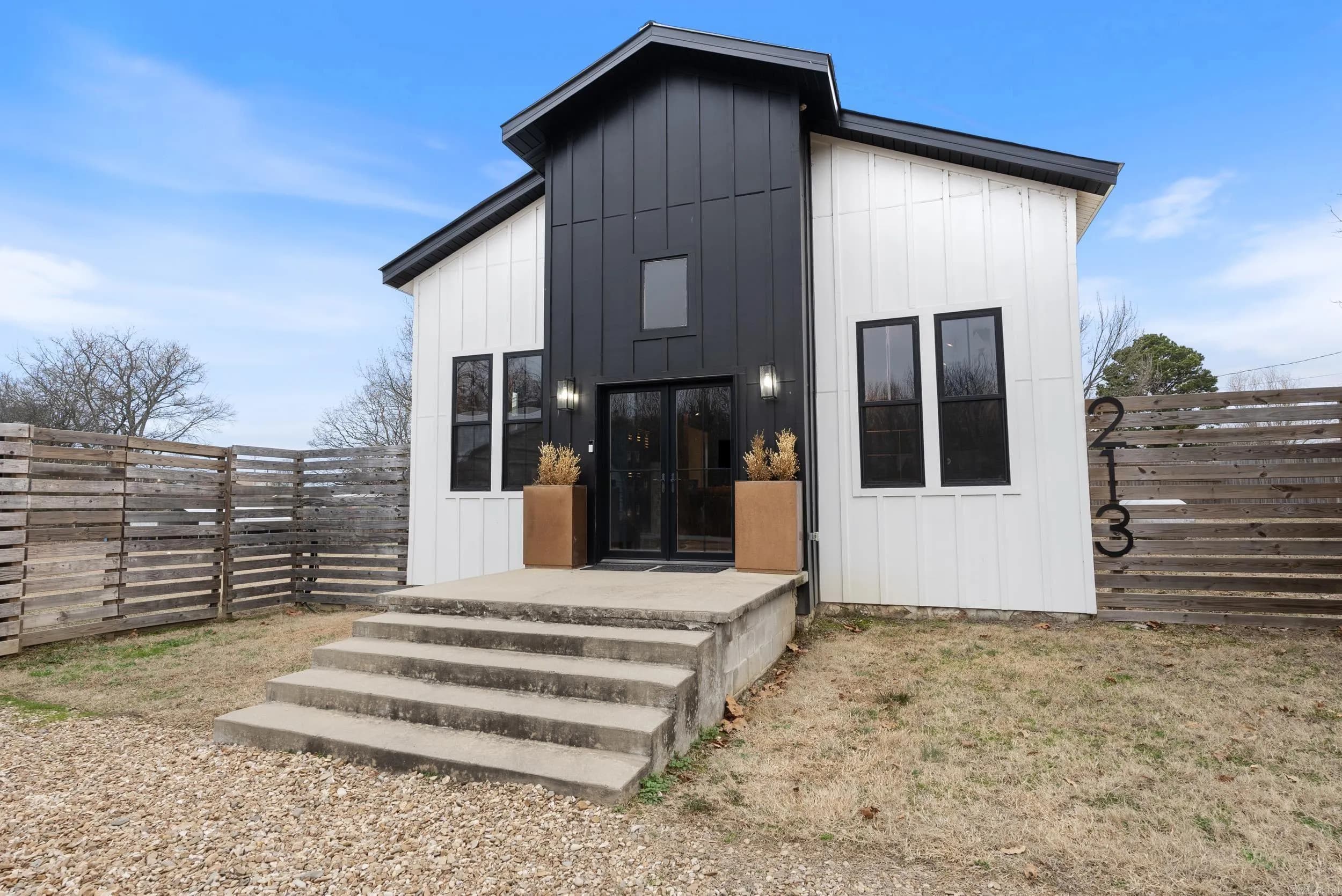 Property at 213  Volman - Image 39
