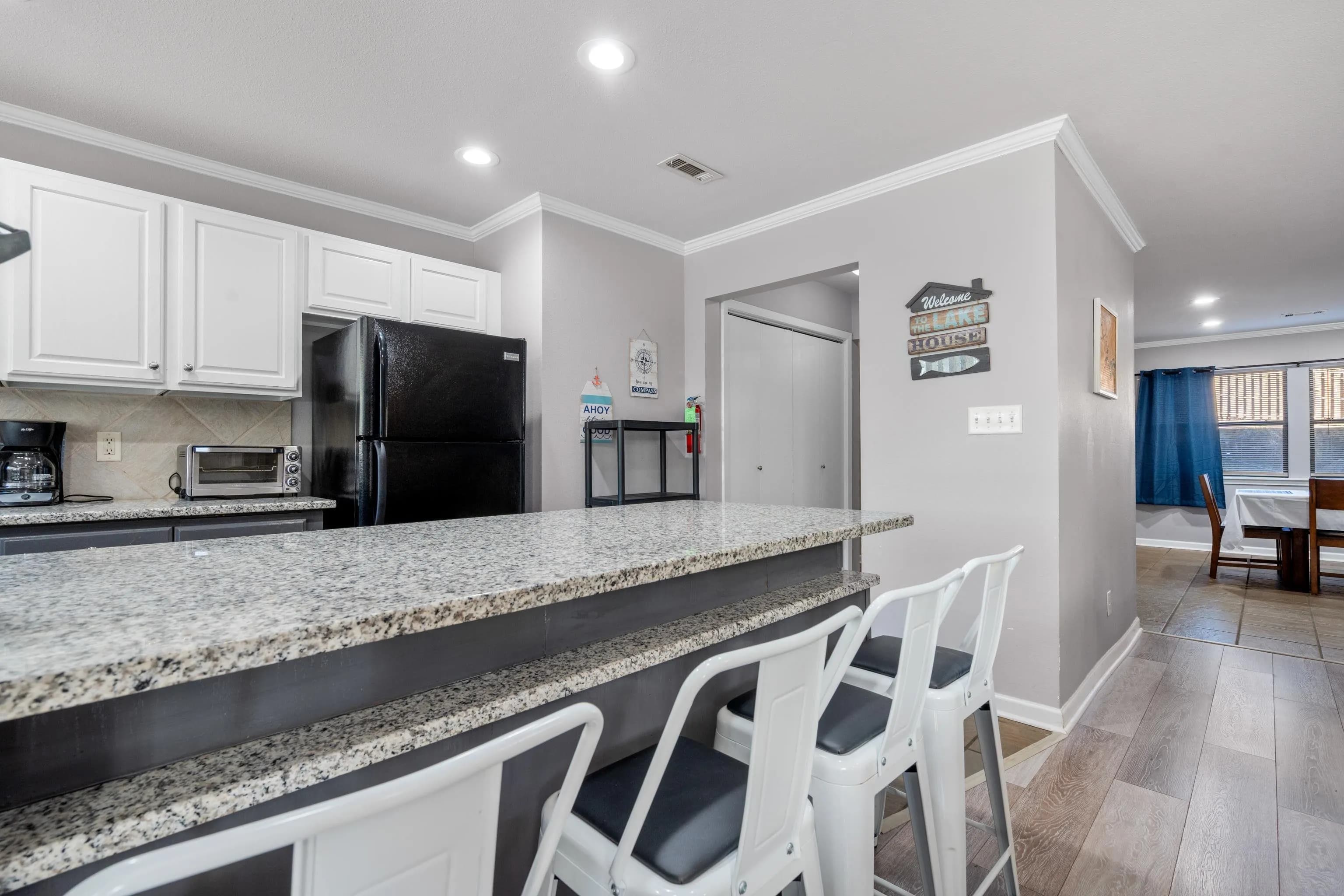 Property at 5371  Central, B2 - Image 11