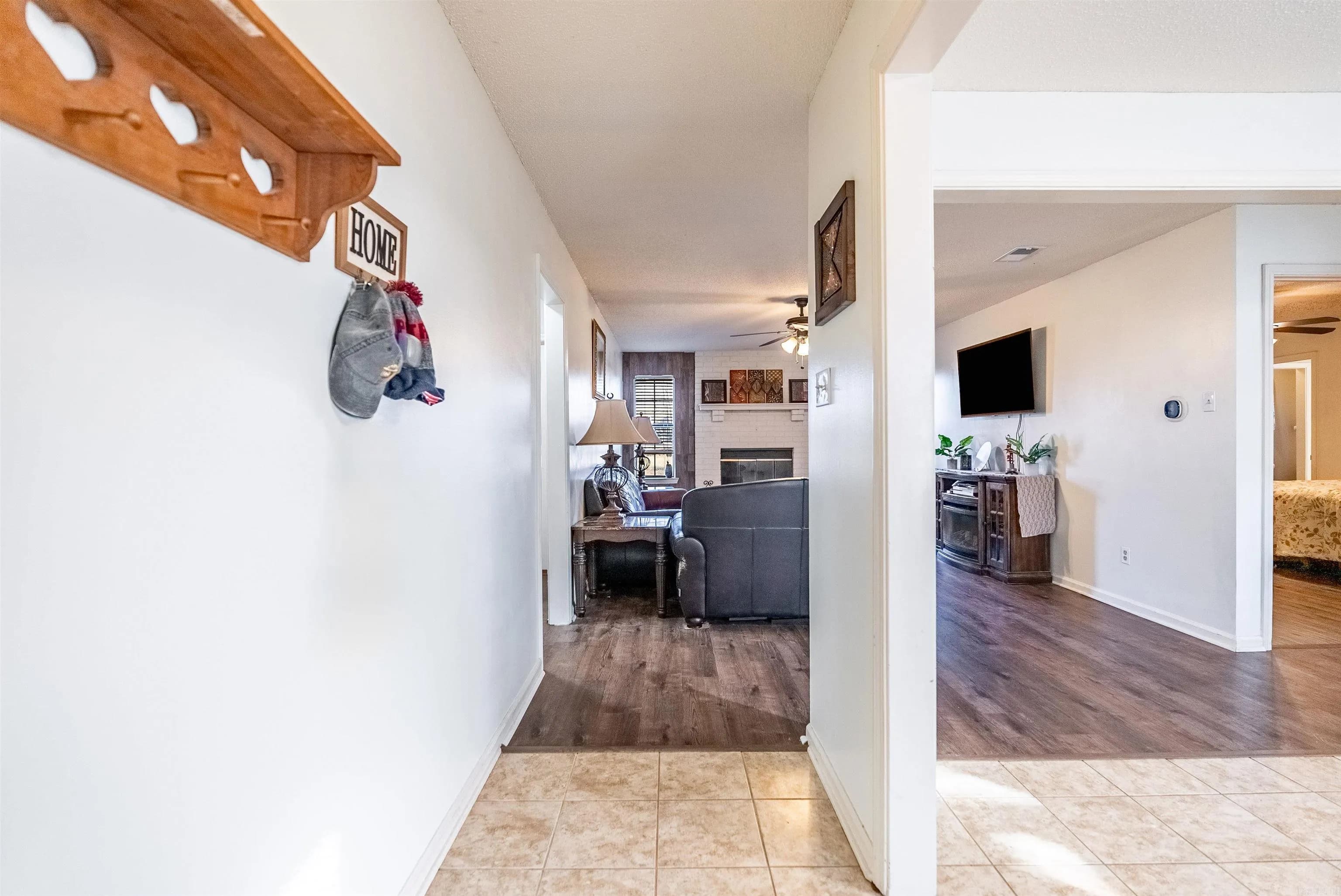 Property at 1002  Latigo - Image 9