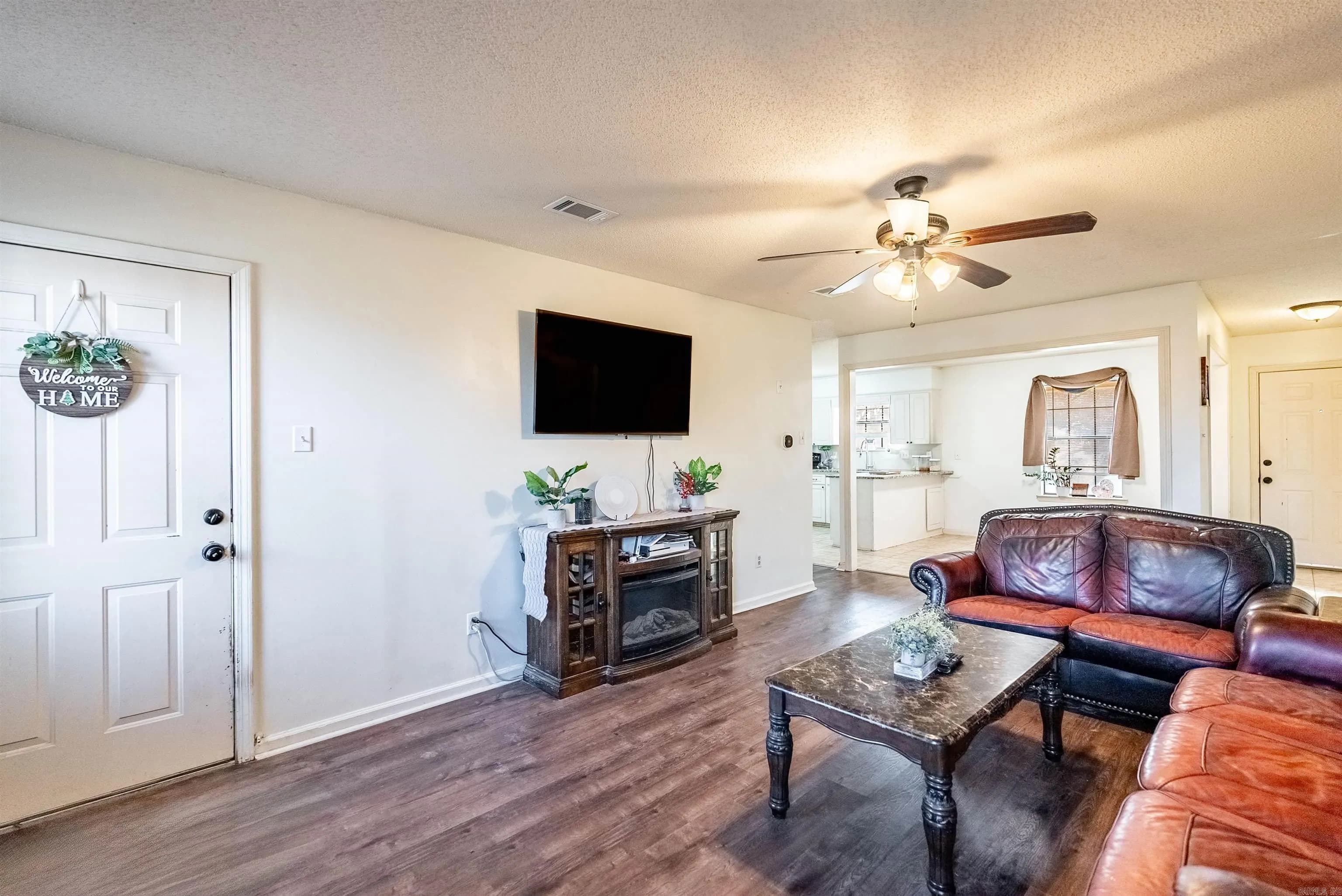Property at 1002  Latigo - Image 20
