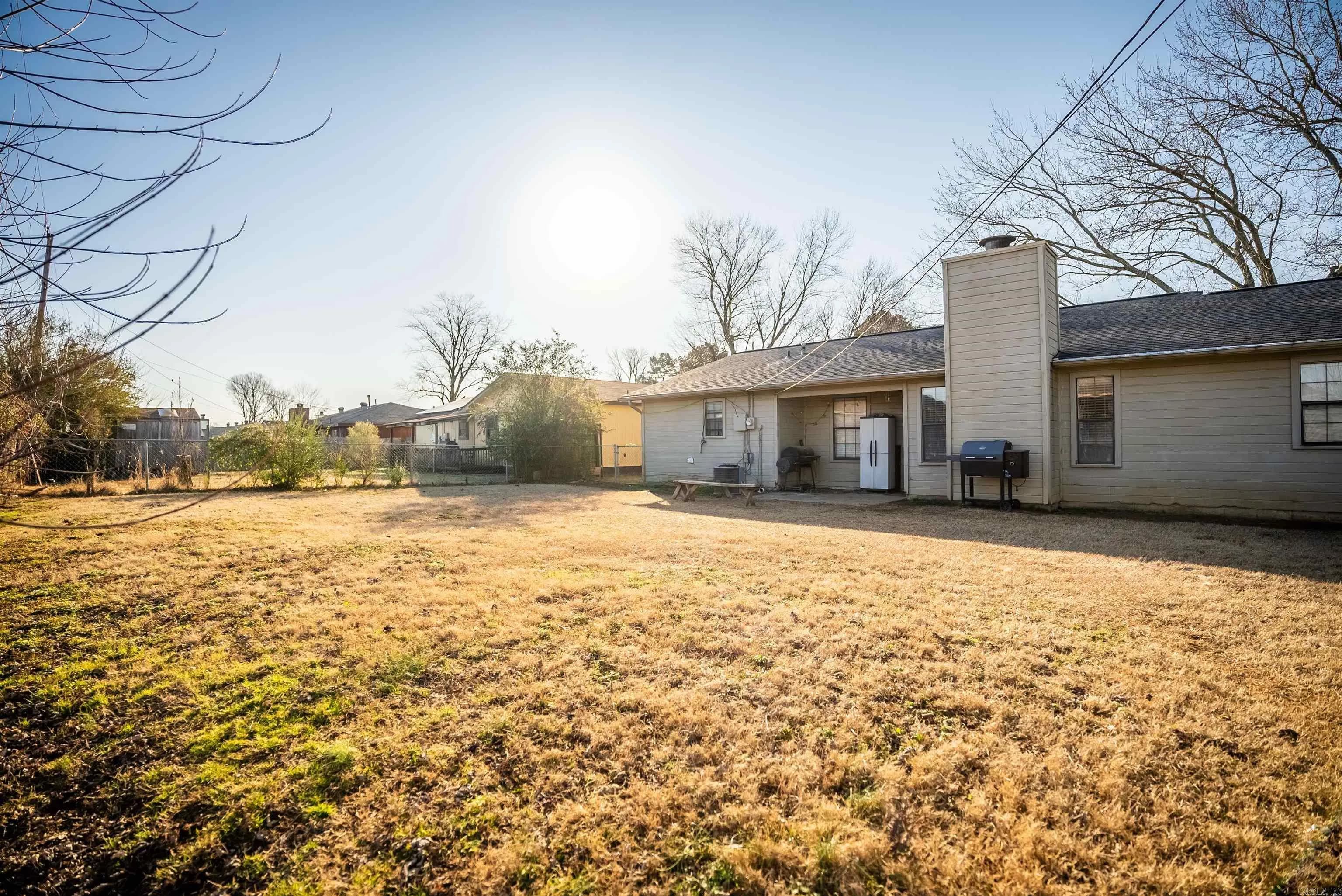 Property at 1002  Latigo - Image 37