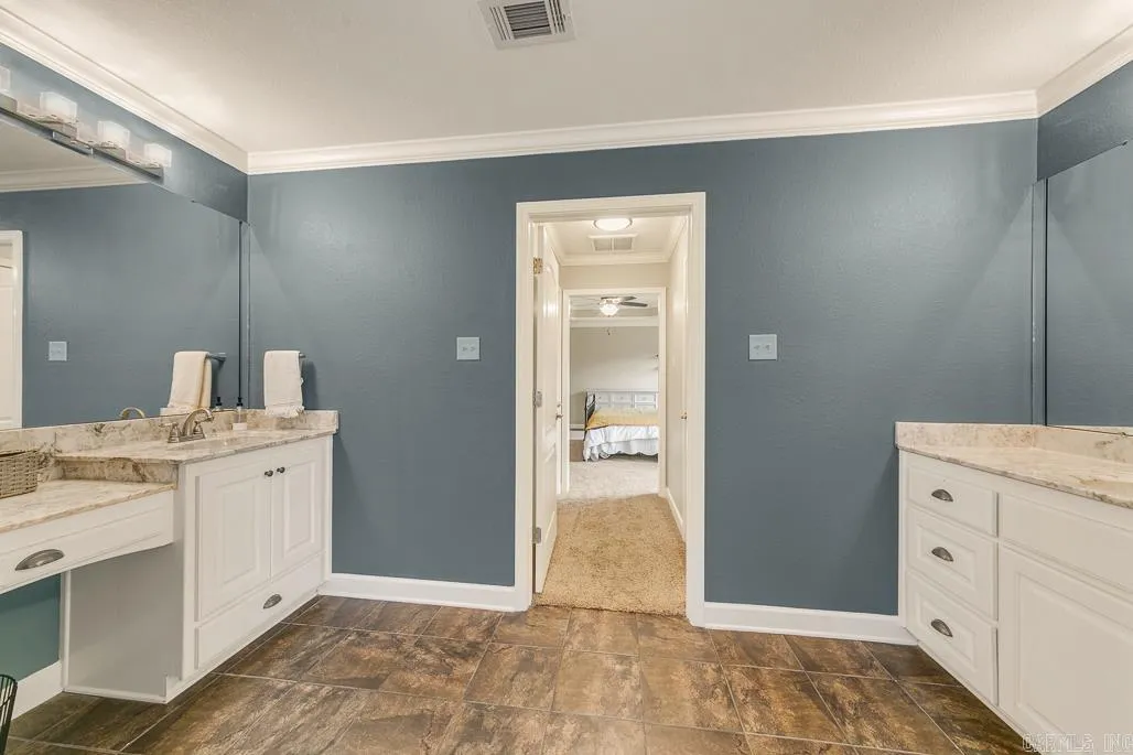 Property at 105  Hudson - Image 37