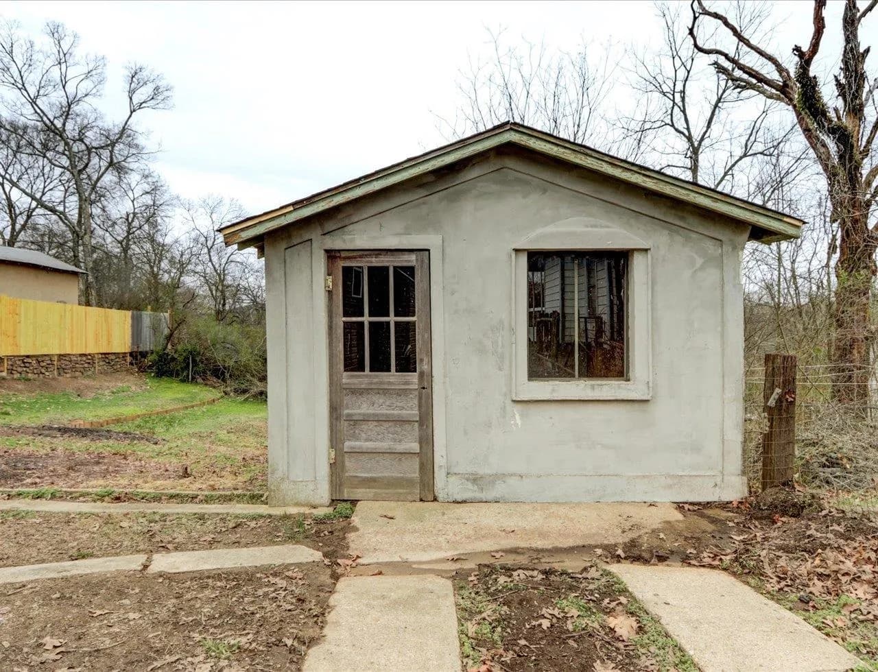 Property at 213  Barrett - Image 18