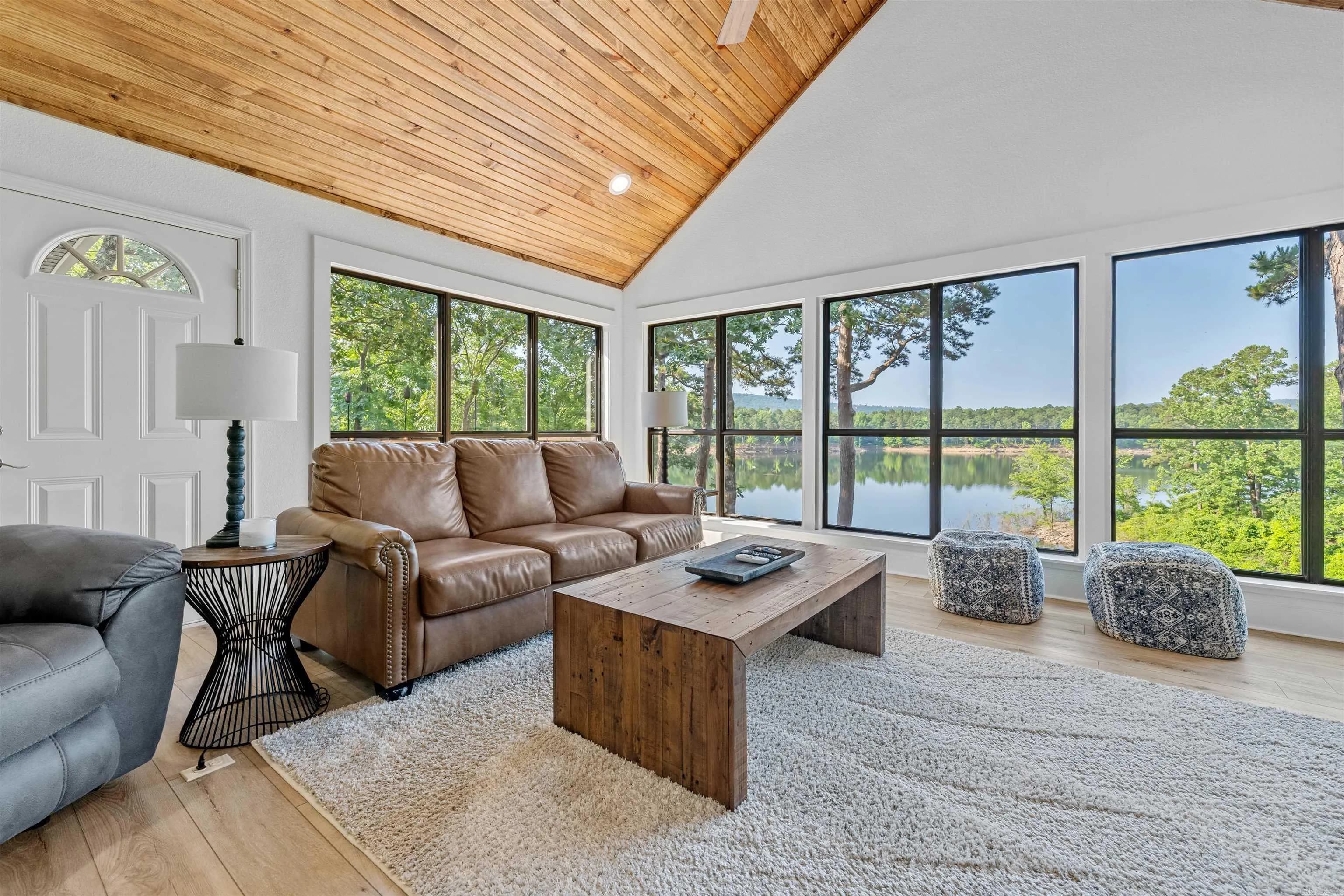 Property at 198  Wildflower - Image 13