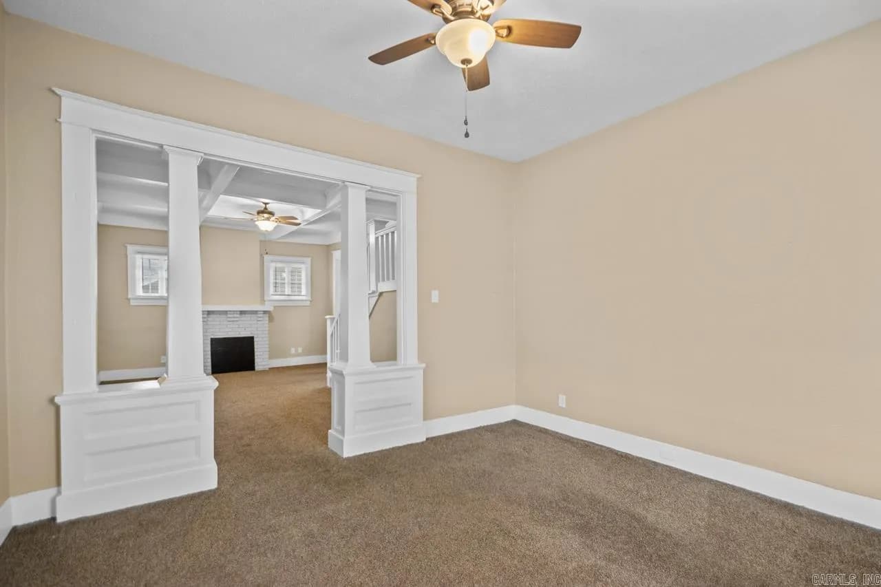 Property at 908  Lewis - Image 11