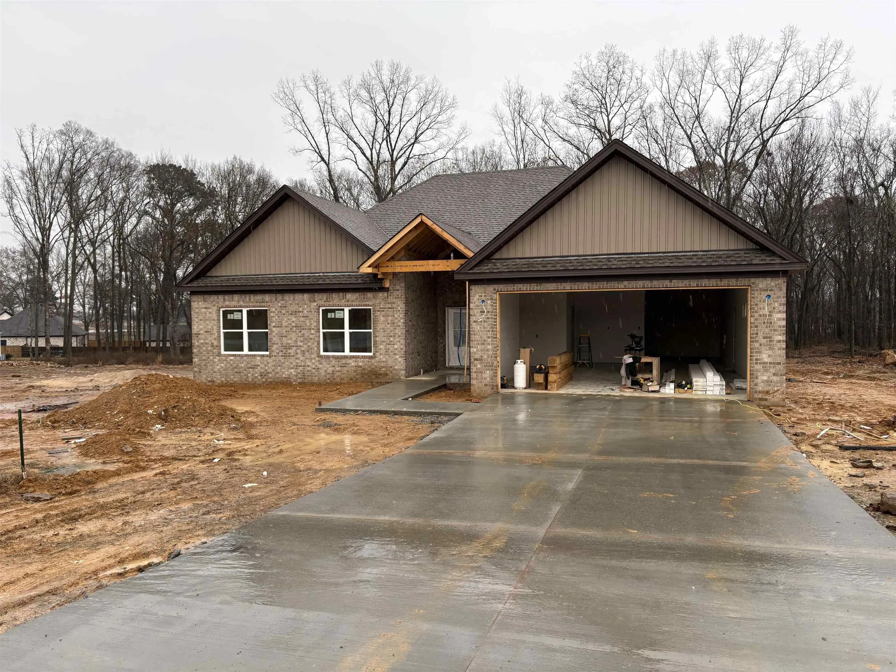Property at 204  Michelle dr - Image 1
