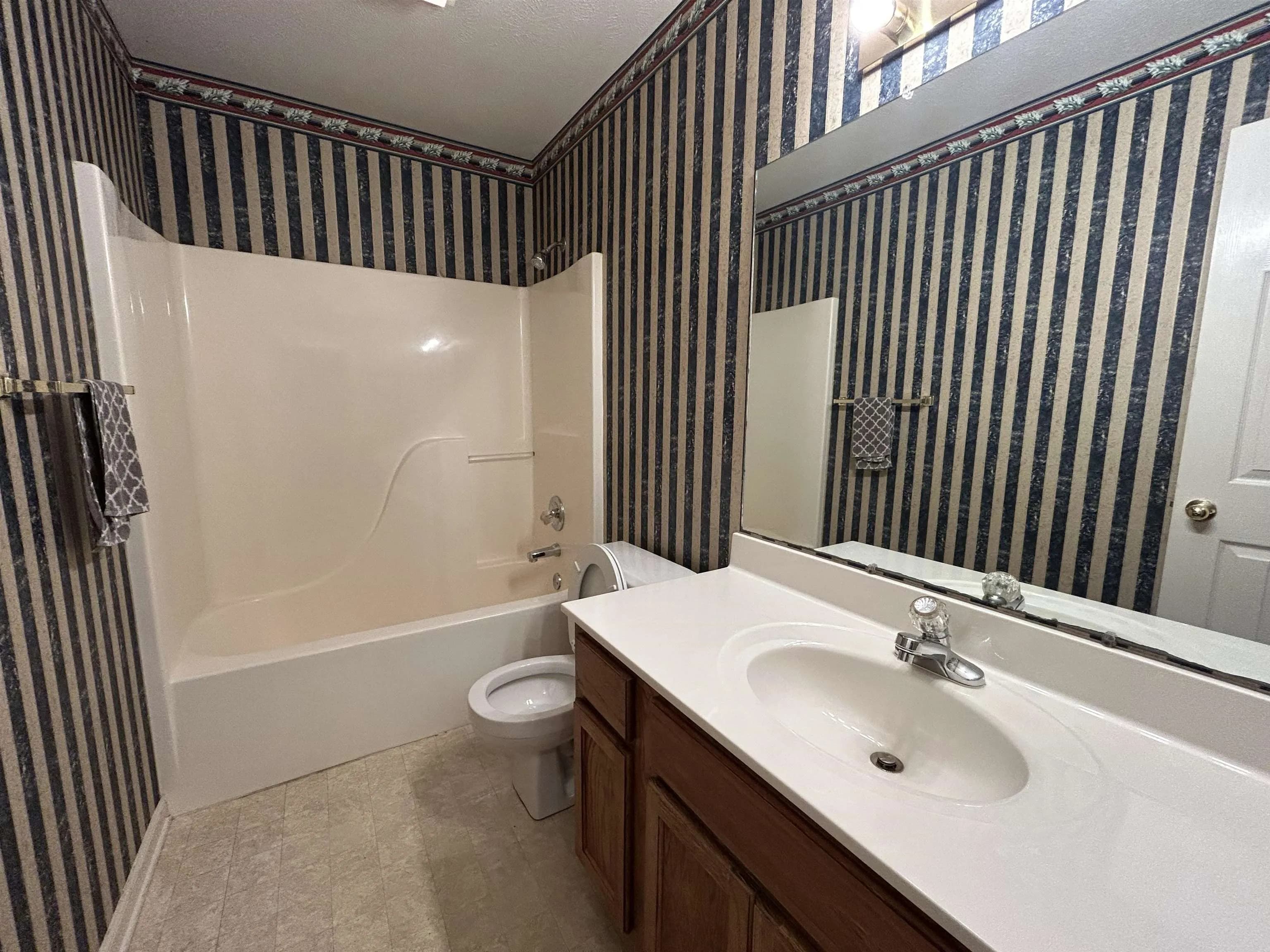 Property at 1230  Cumulus - Image 12