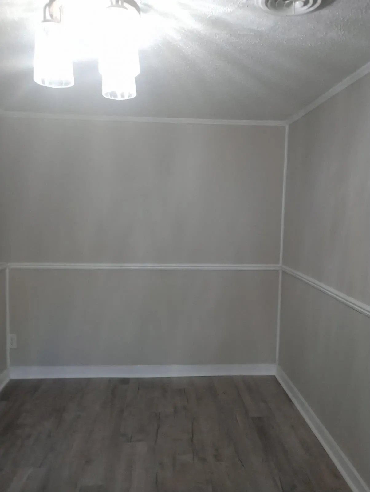 Property at 805 N Franklin - Image 5