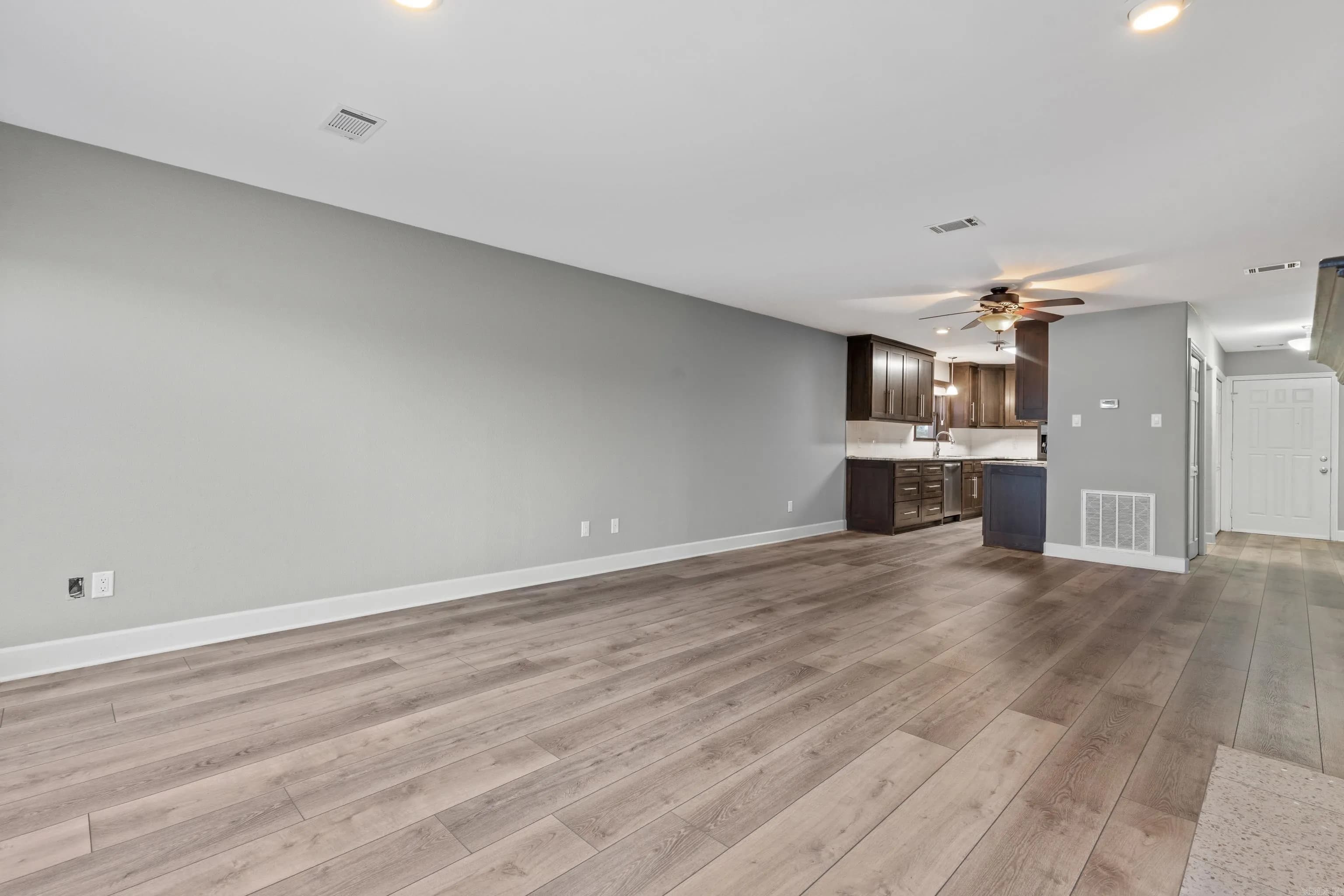 Property at 310  Kleinshore, C-1 - Image 10
