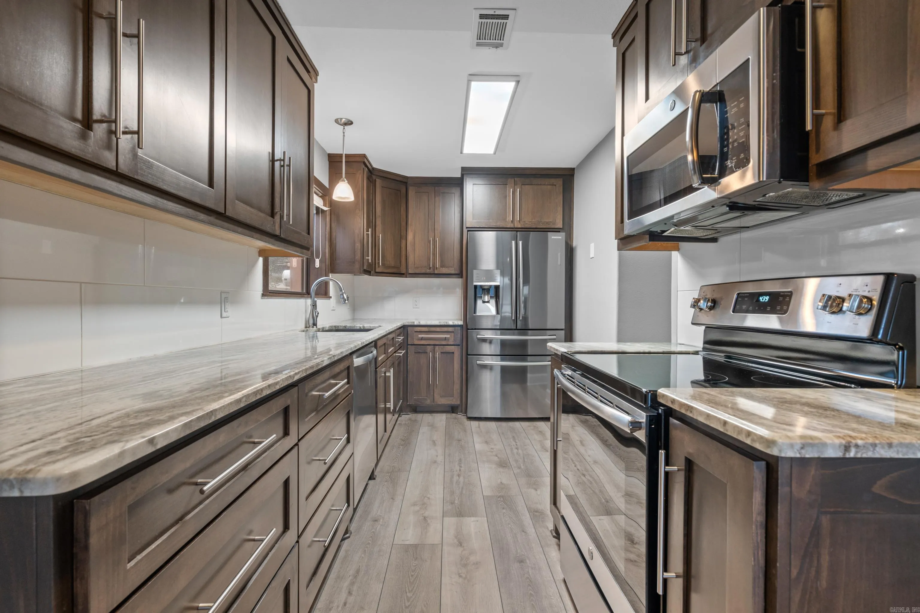Property at 310  Kleinshore, C-1 - Image 12