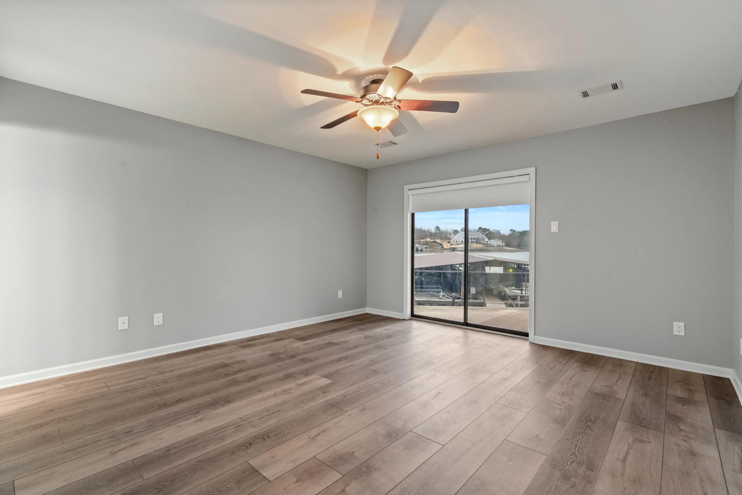 Property at 310  Kleinshore, C-1 - Image 21