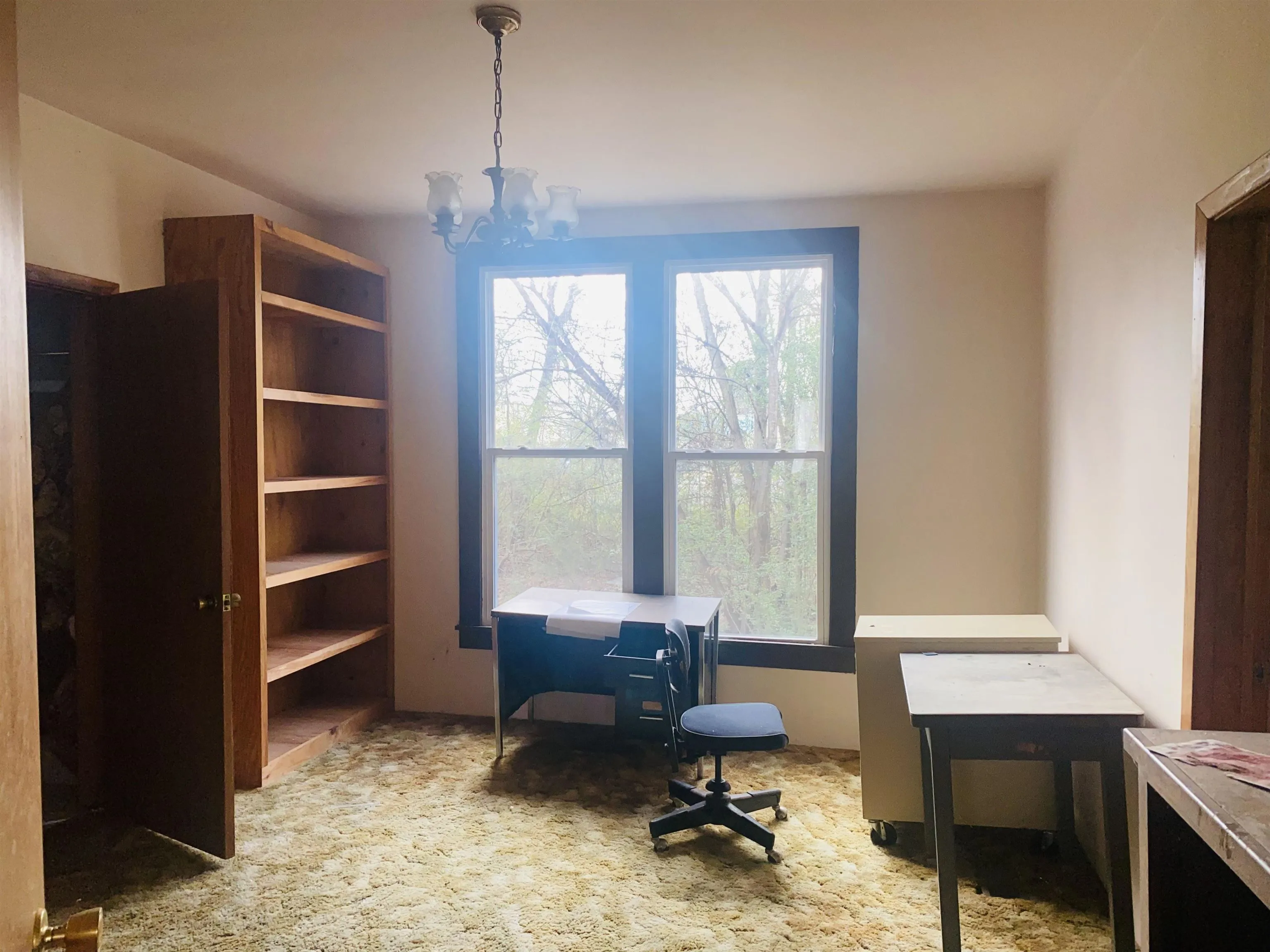 Property at 601  Searcy - Image 6