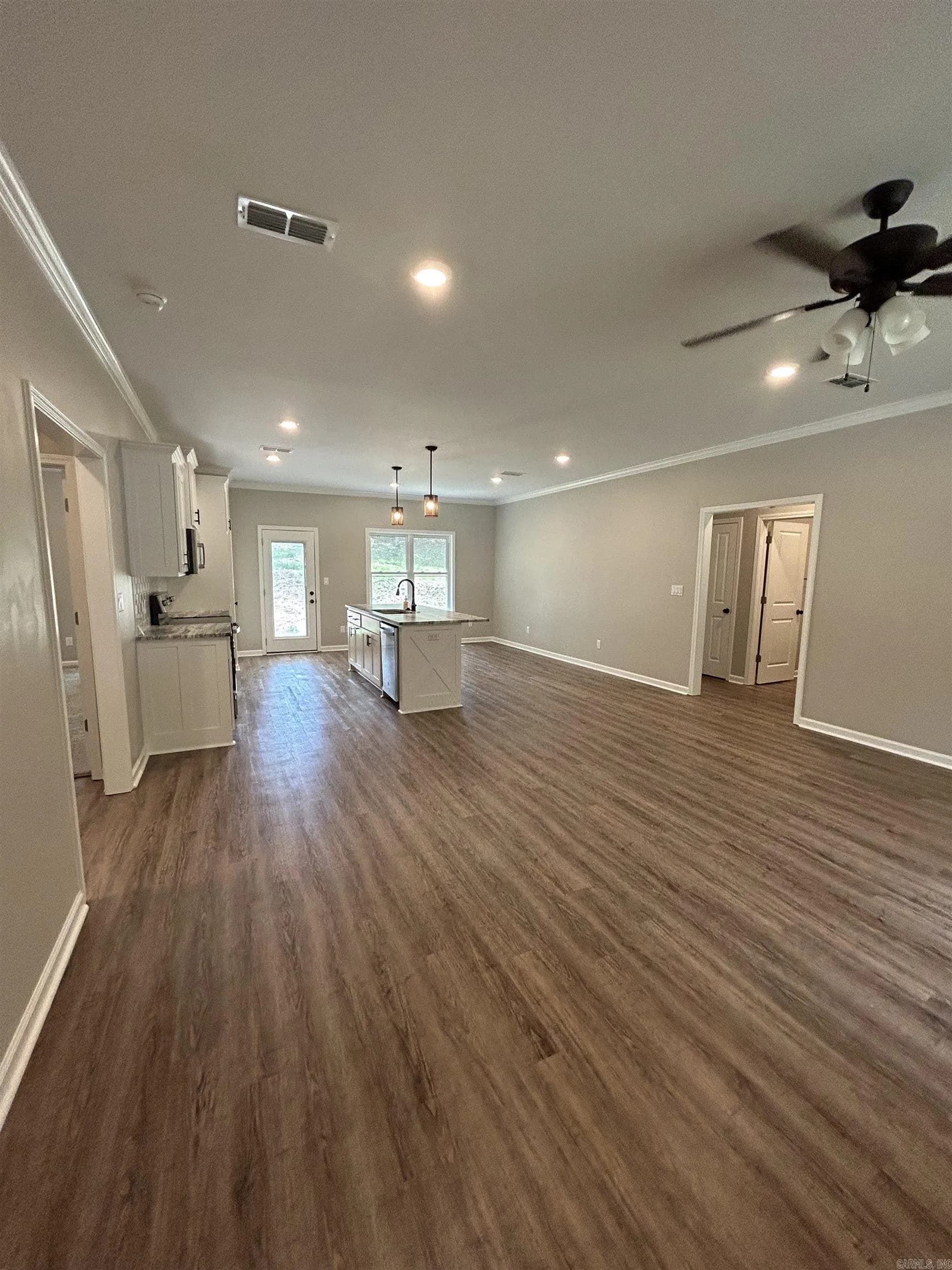 Property at 125  Stonebriar - Image 3