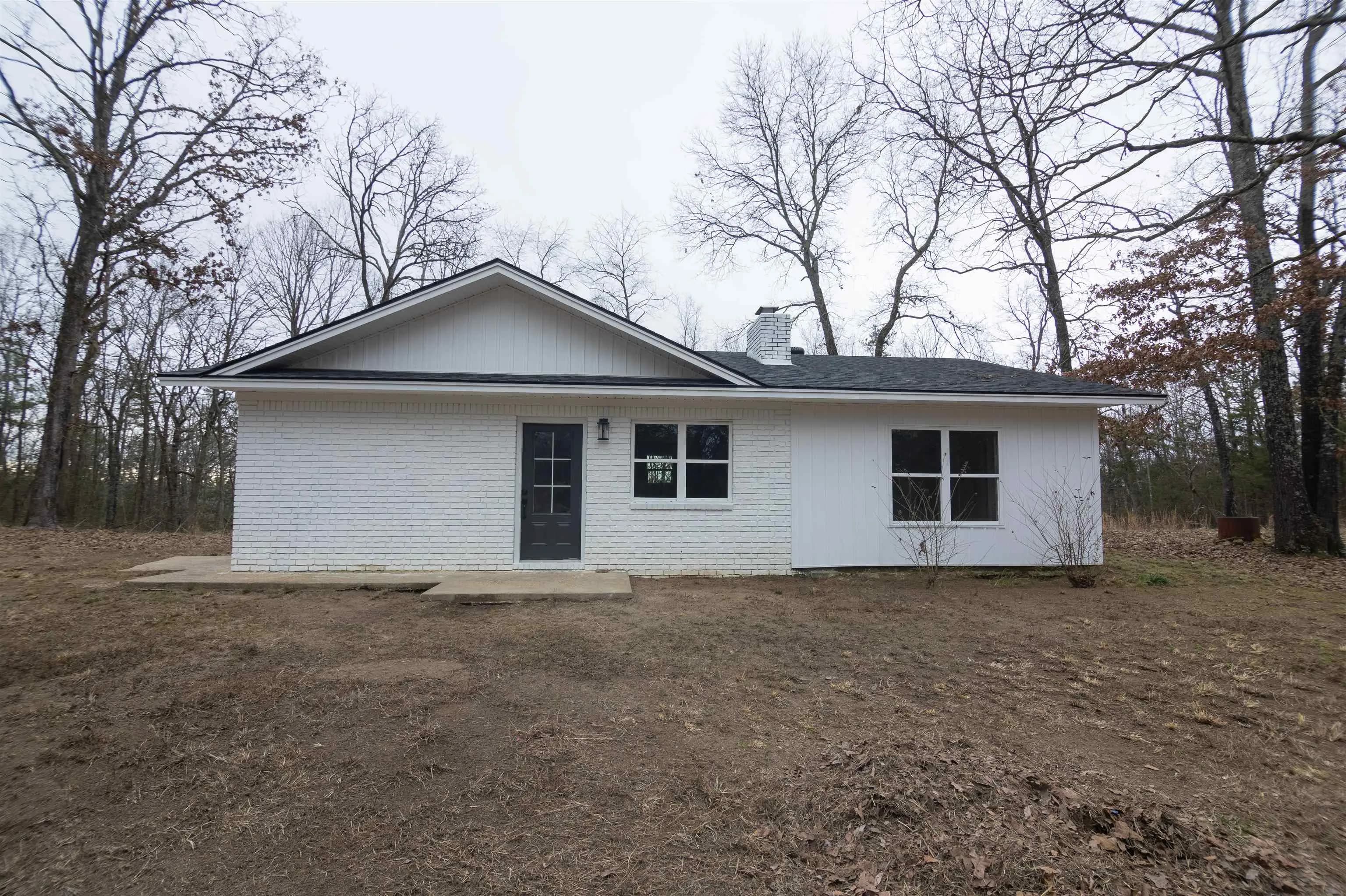 Property at 2445  Fairview - Image 2