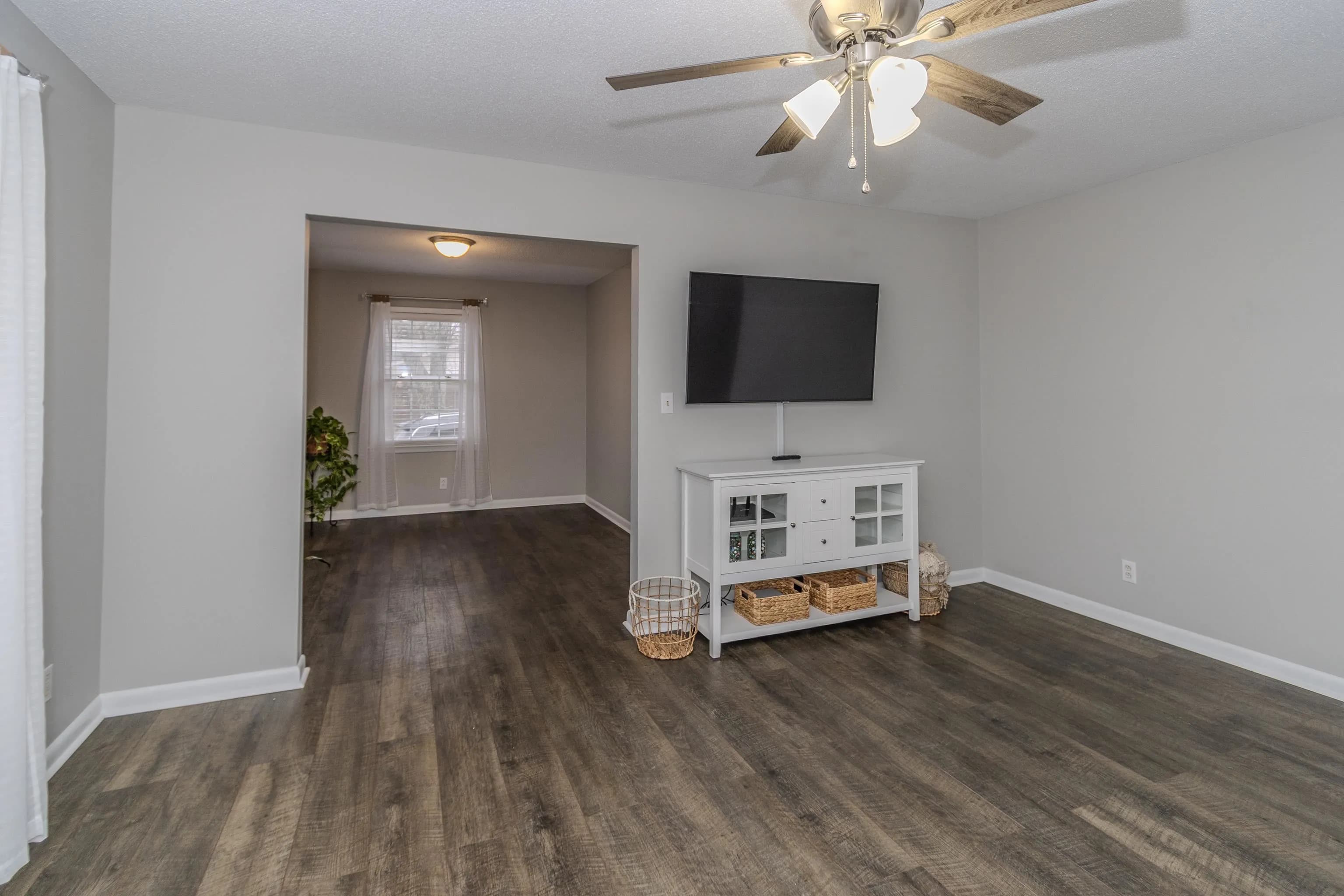 Property at 30  Sundale - Image 9