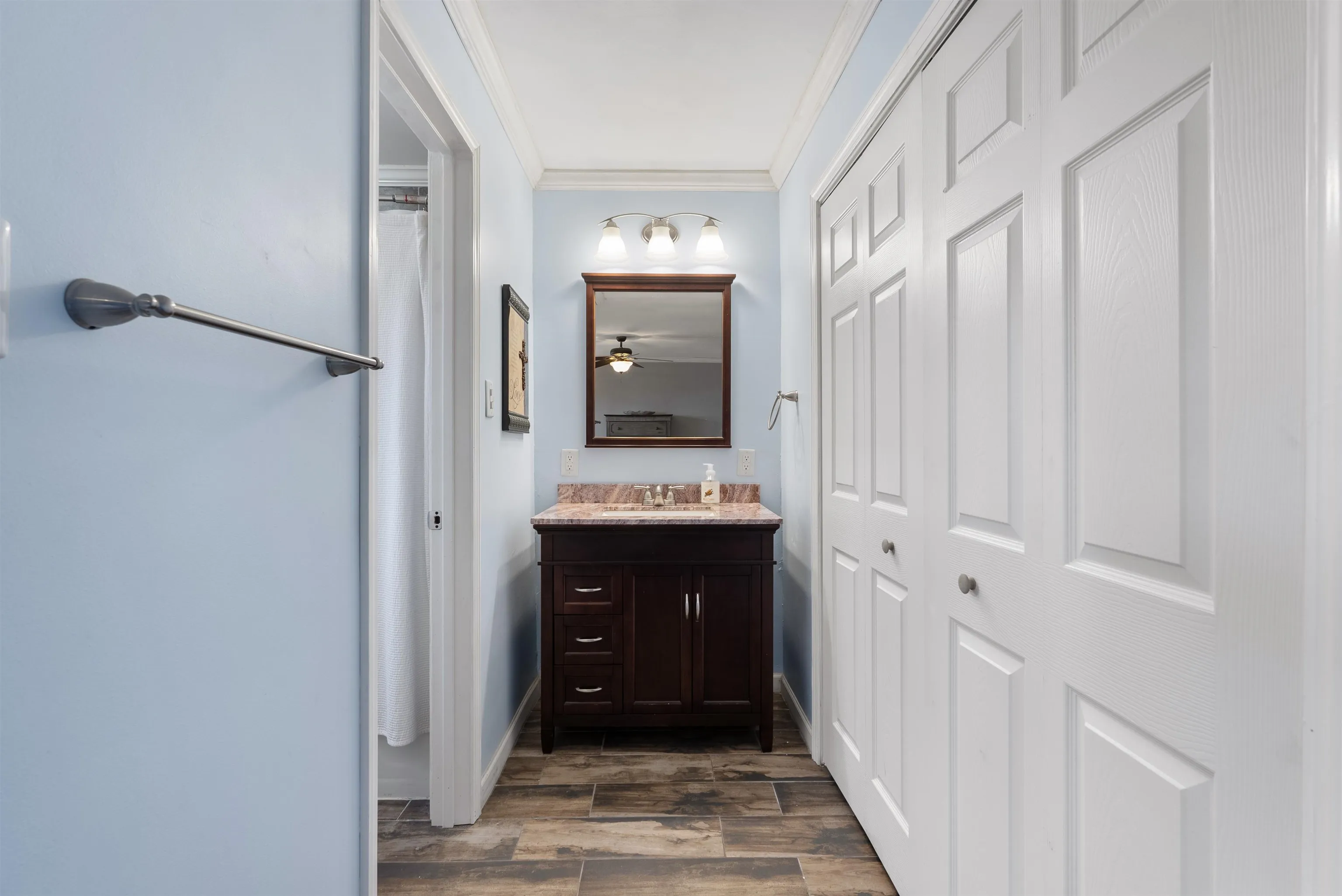 Property at 8  Canyon ct - Image 38