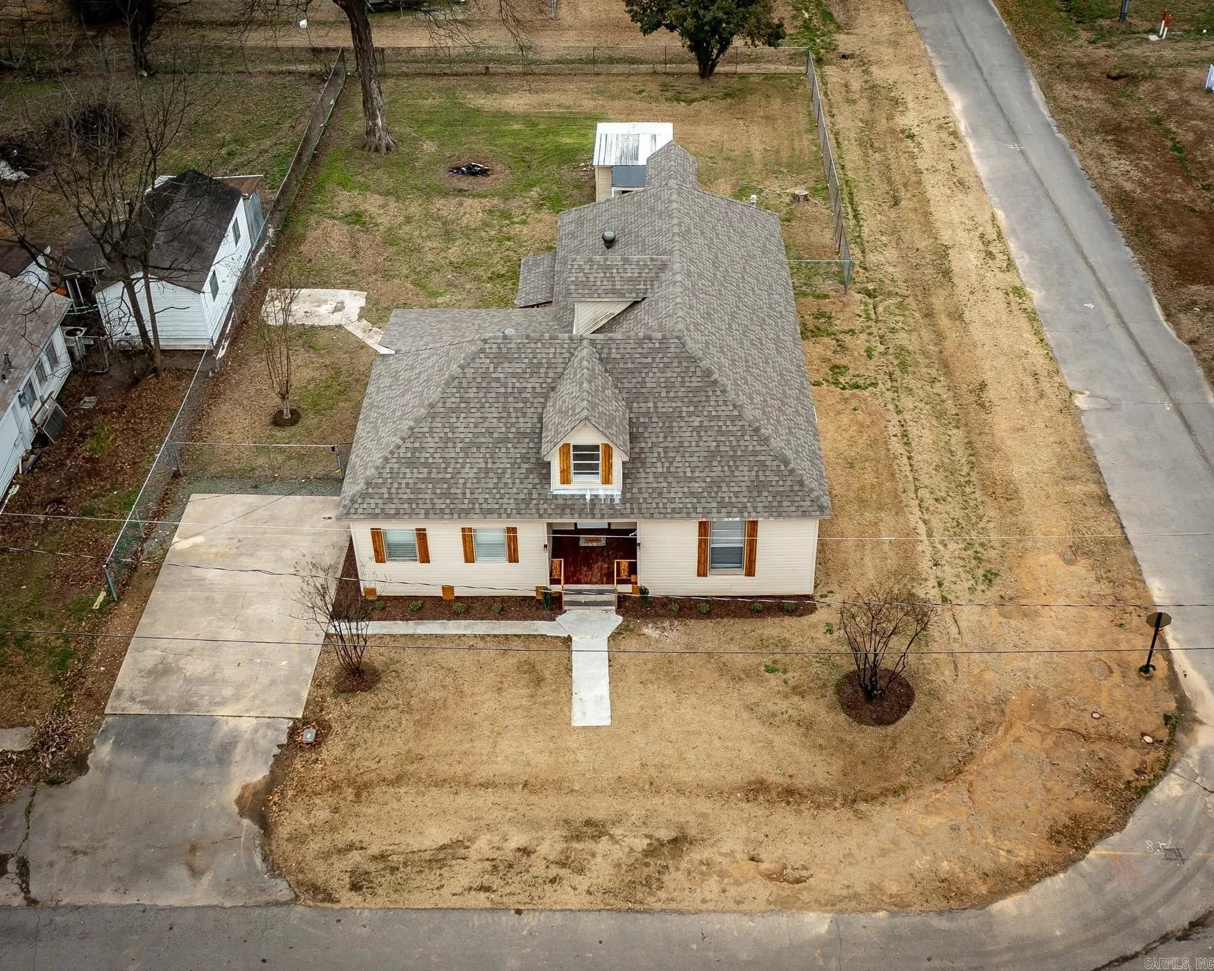 Property at 283  Pine - Image 37