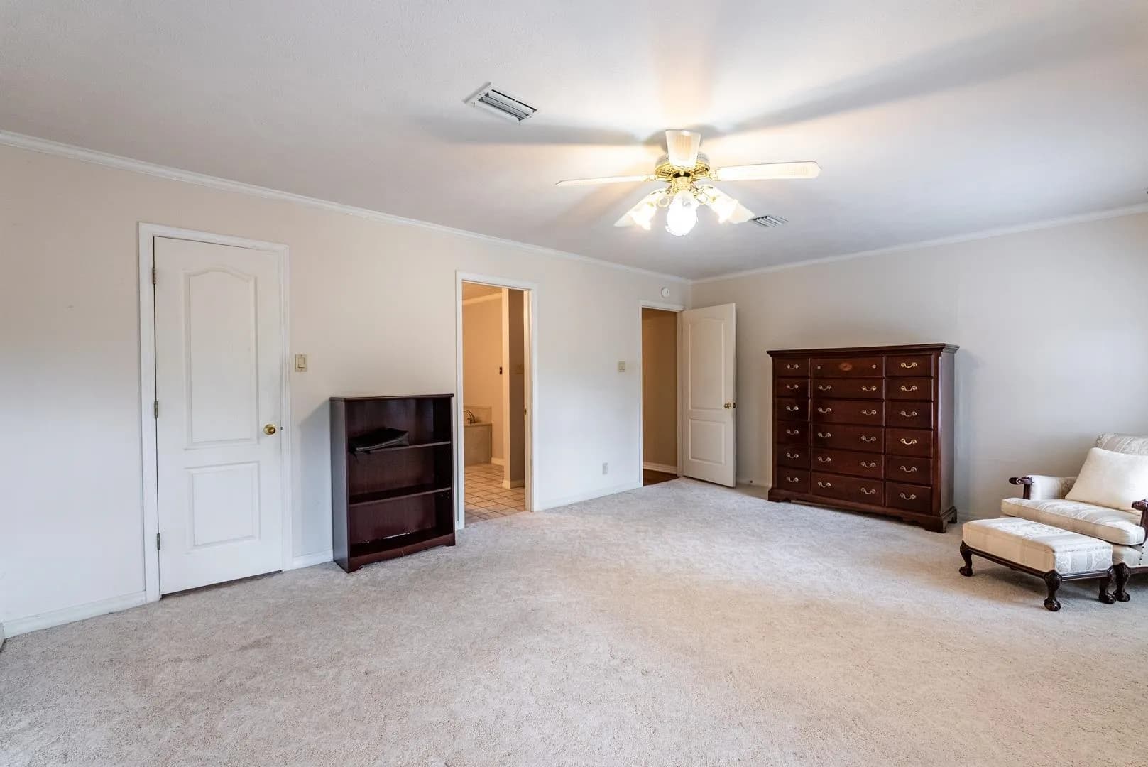 Property at 2325  Hermes - Image 29
