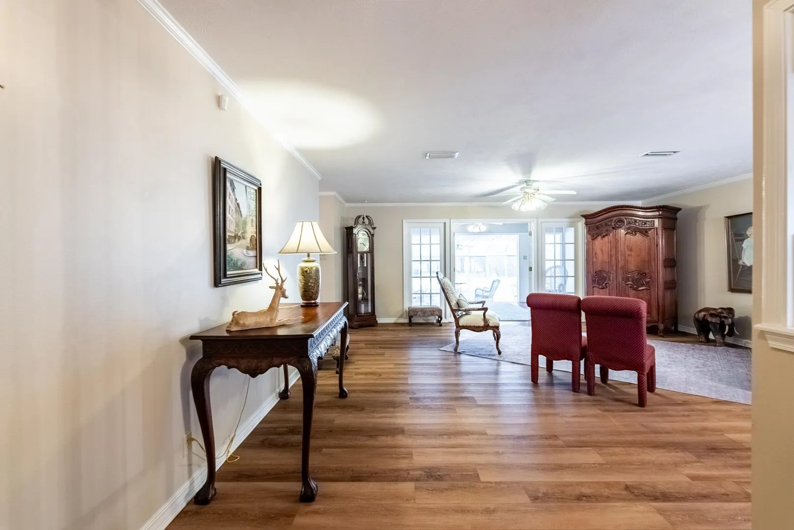 Property at 2325  Hermes - Image 4
