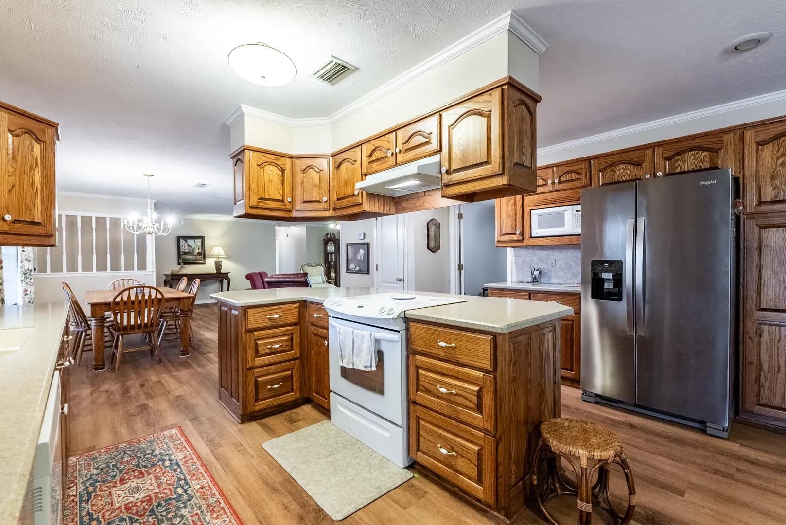 Property at 2325  Hermes - Image 11