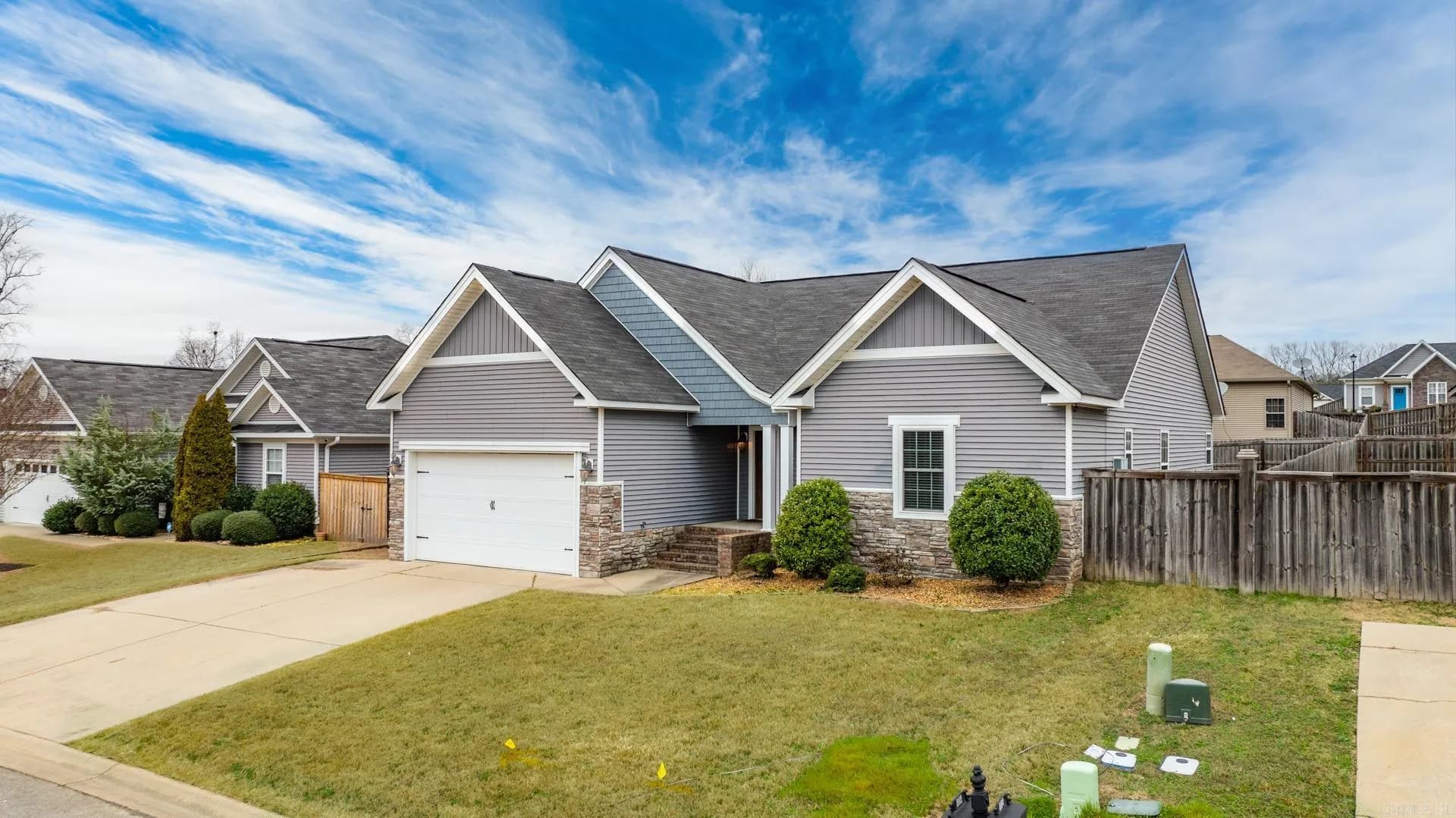 Property at 604  Surrey - Image 4