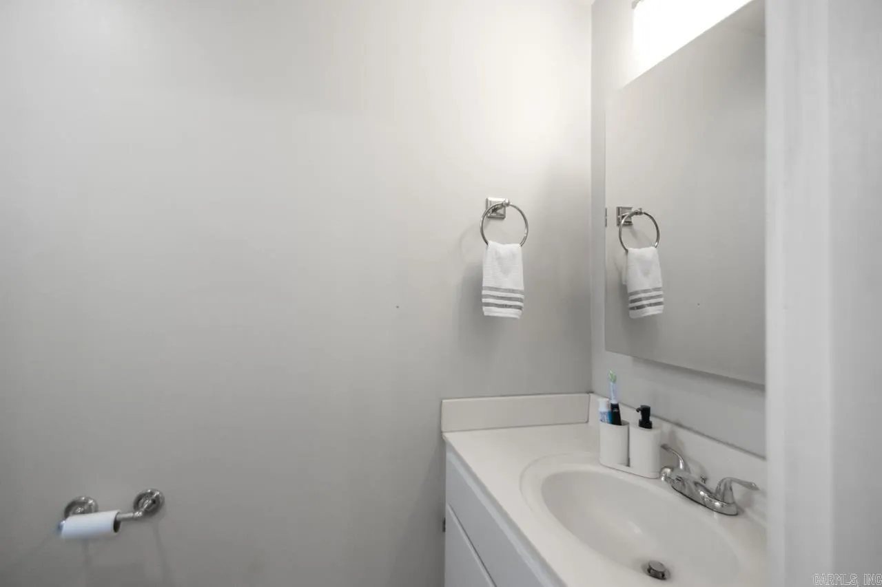 Property at 8  Cherokee circle - Image 23