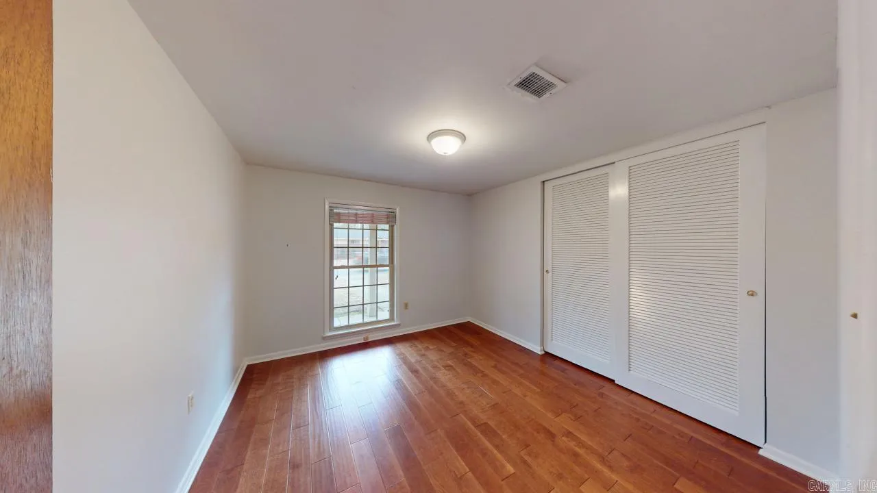 Property at 32  Timothy - Image 30