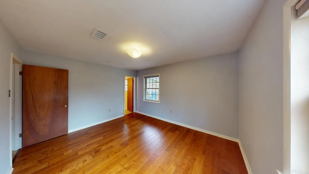 Property at 32  Timothy - Image 23