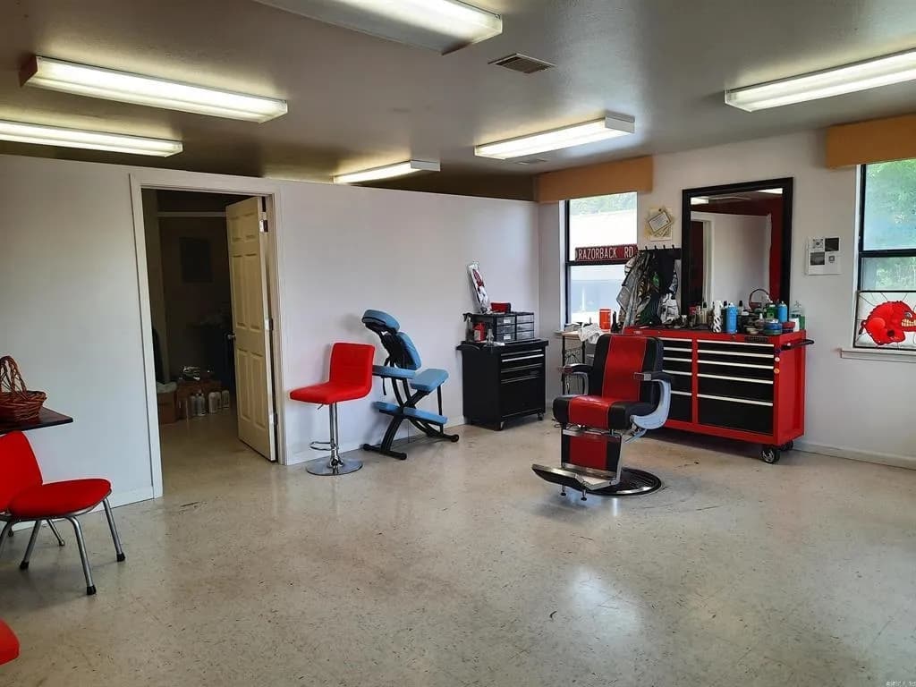Property at 211 E Washington - Image 3