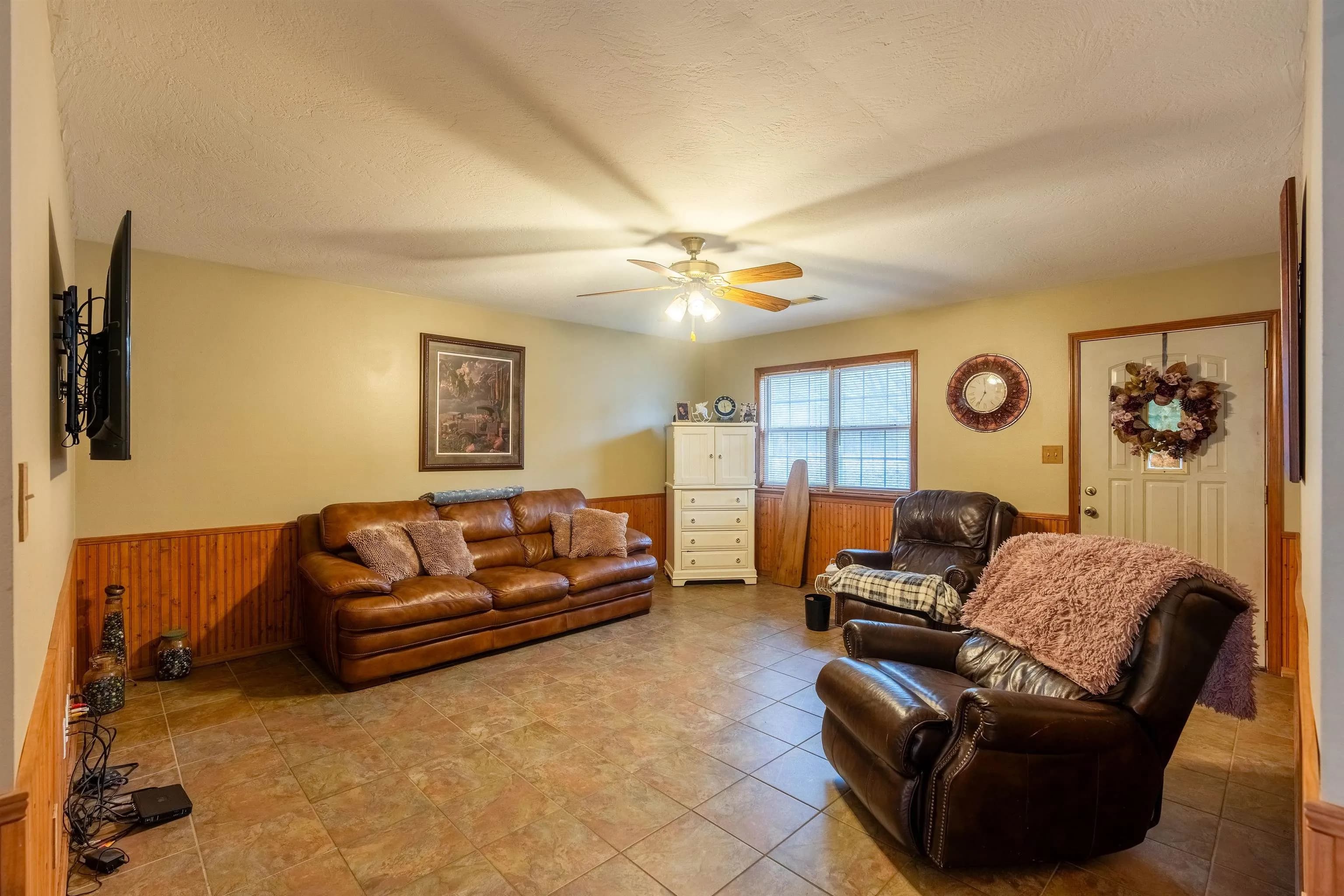 Property at 425  Graham - Image 8
