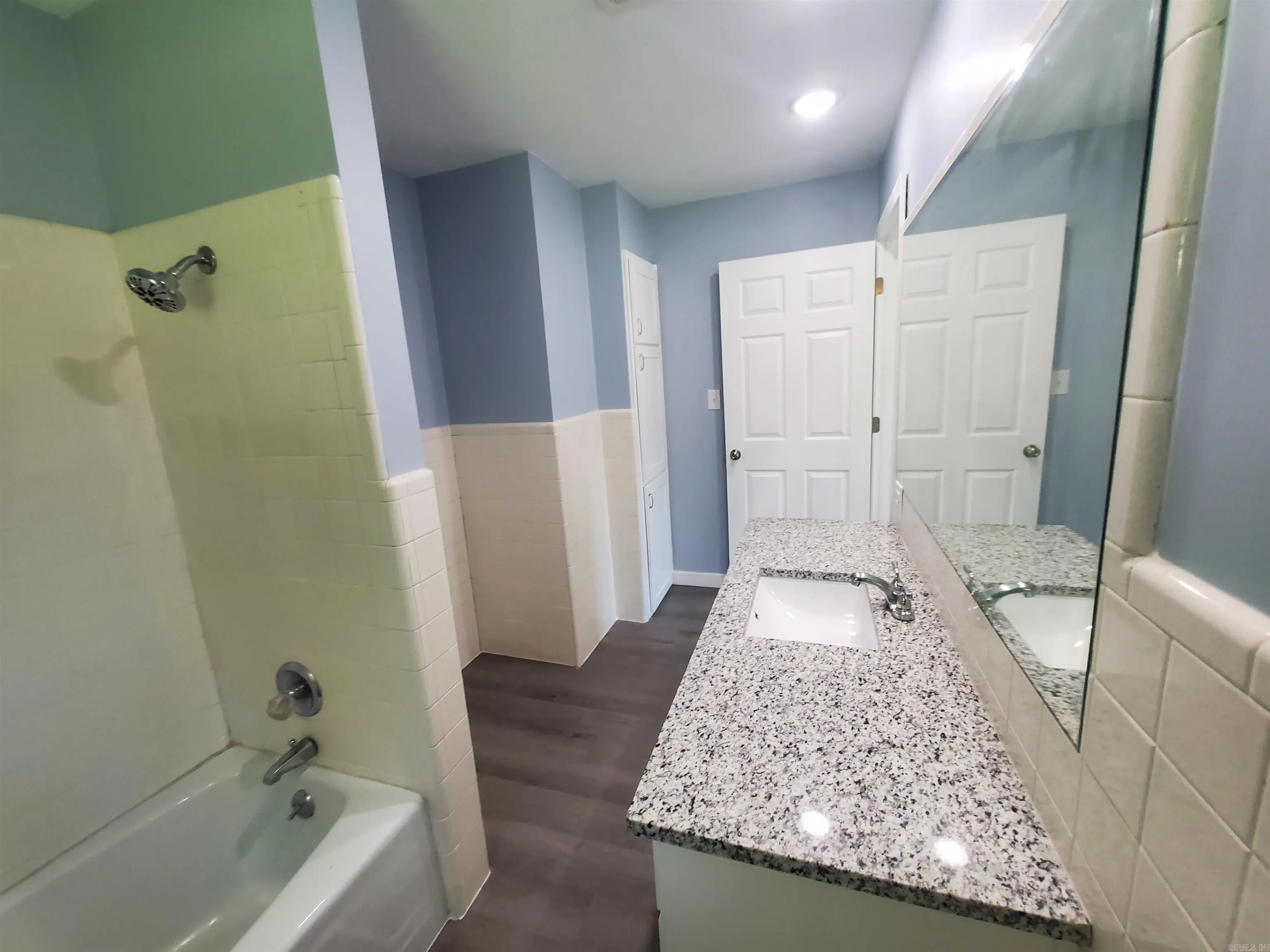 Property at 1017  Homecrest - Image 48