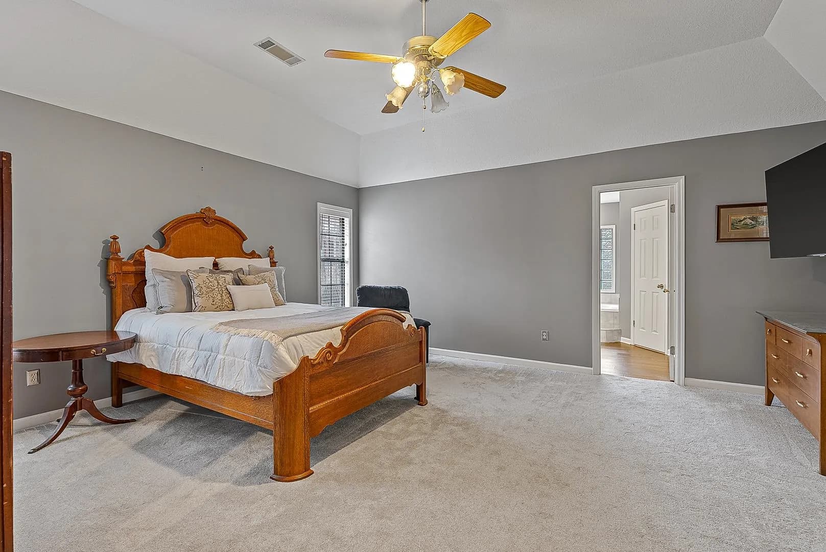 Property at 603  Old canyon - Image 10