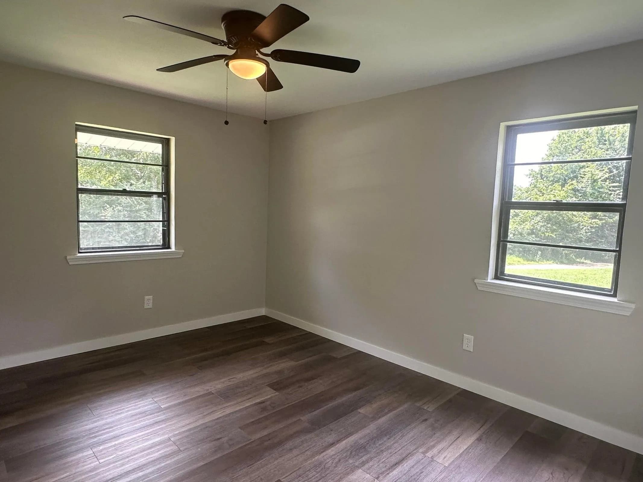 Property at 168  Pr 3289 - Image 4