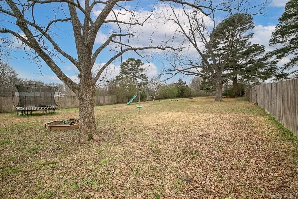 Property at 198  N polk - Image 43